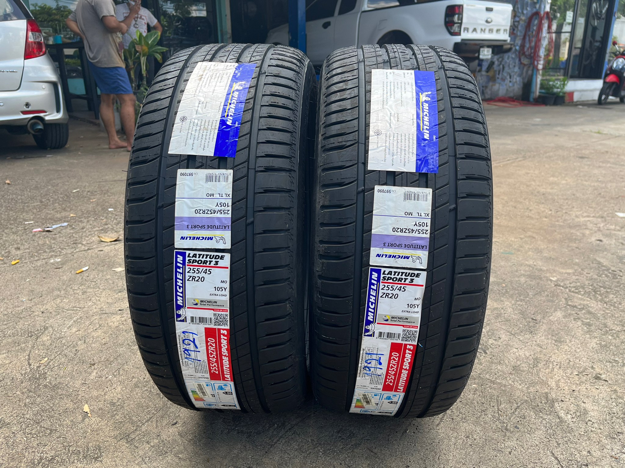 MICHELIN 255/45-20 LATITUDE SPORT3 ราคาถูกที่ STEP9