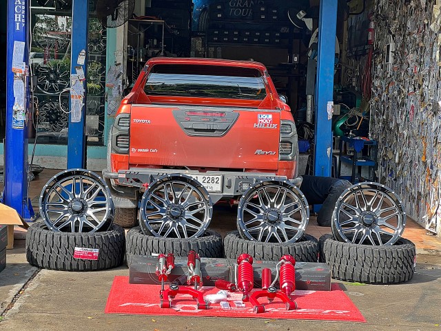 #TOYOTA_REVO จองคิวมาจากหนองบัวลำภู