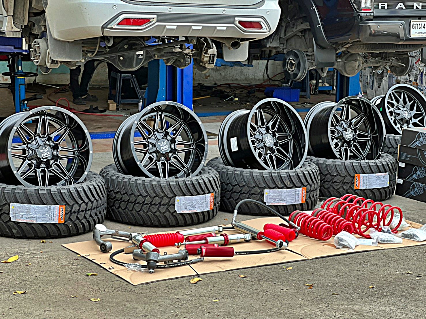 PAJERO SPORT ทรงเมกา ที่ STEP9