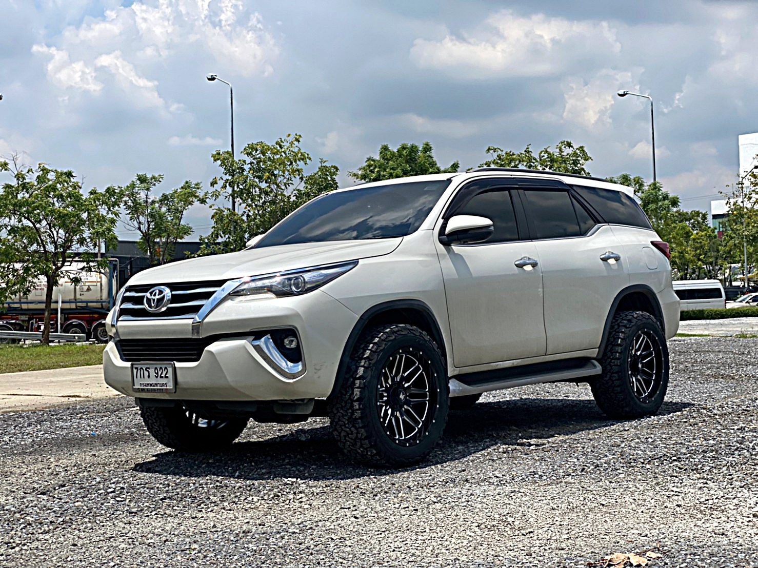 FORTUNER ล้อขอบ20 OFFROAD ที่ STEP9