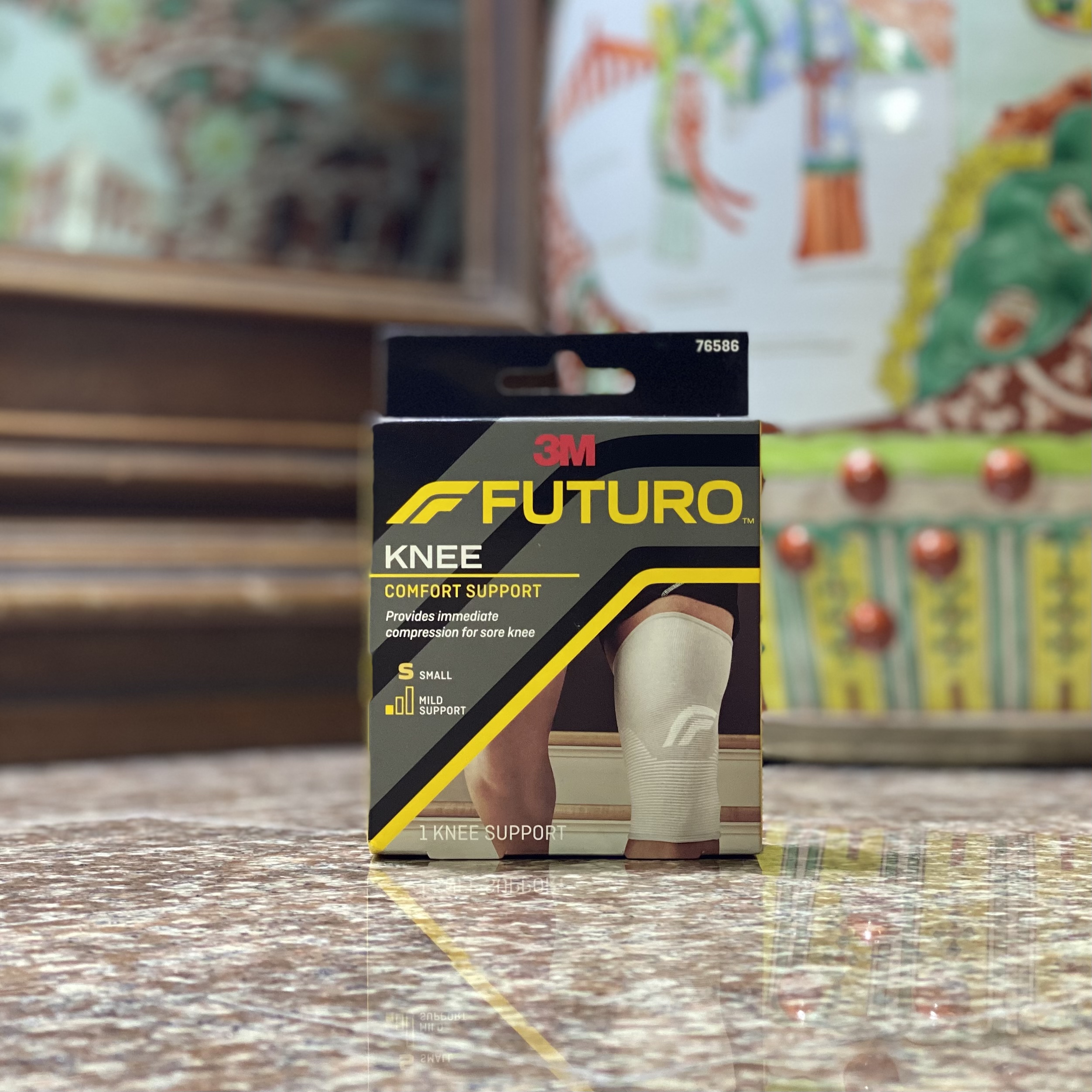 ซัพพอร์ตเข่า Futuro Knee Supporter (M)