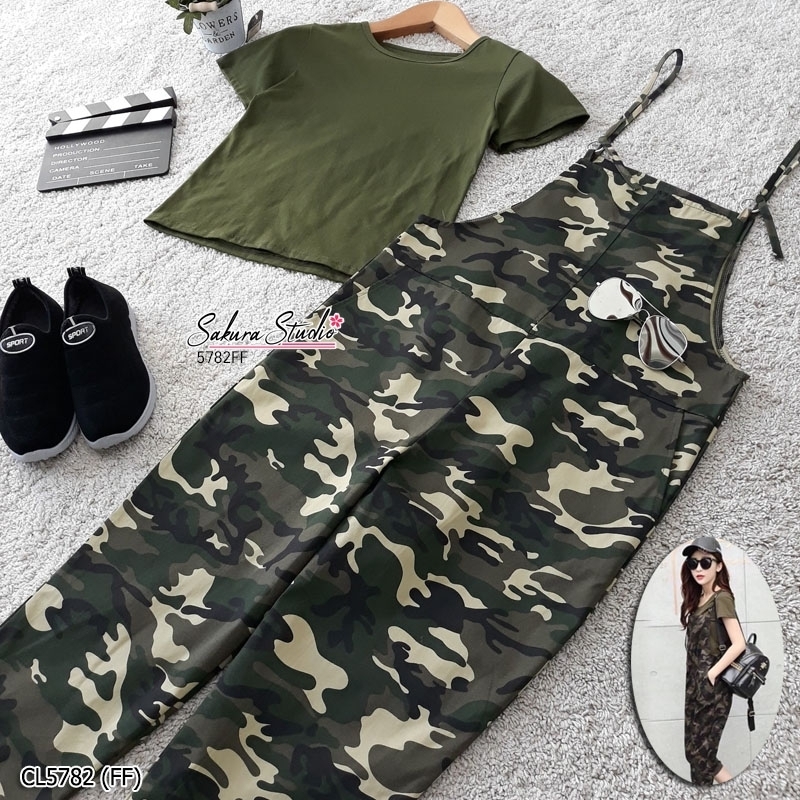 set 2 ชิ้น เสื้อคอกลมกับเอี๊ยมกางเกงลายพราง