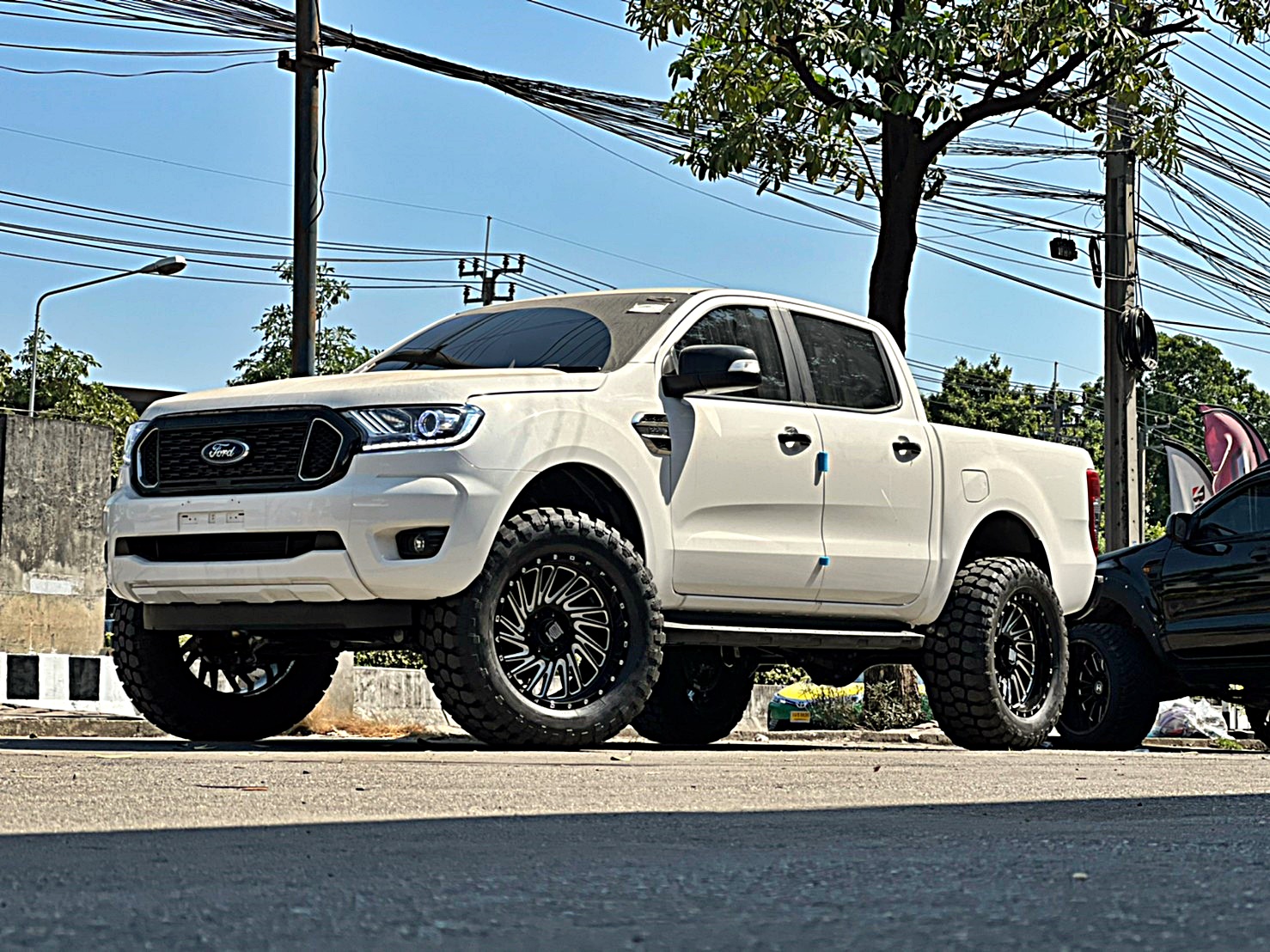 AMERICAN_WARRIOR FORD ทรงเมกา