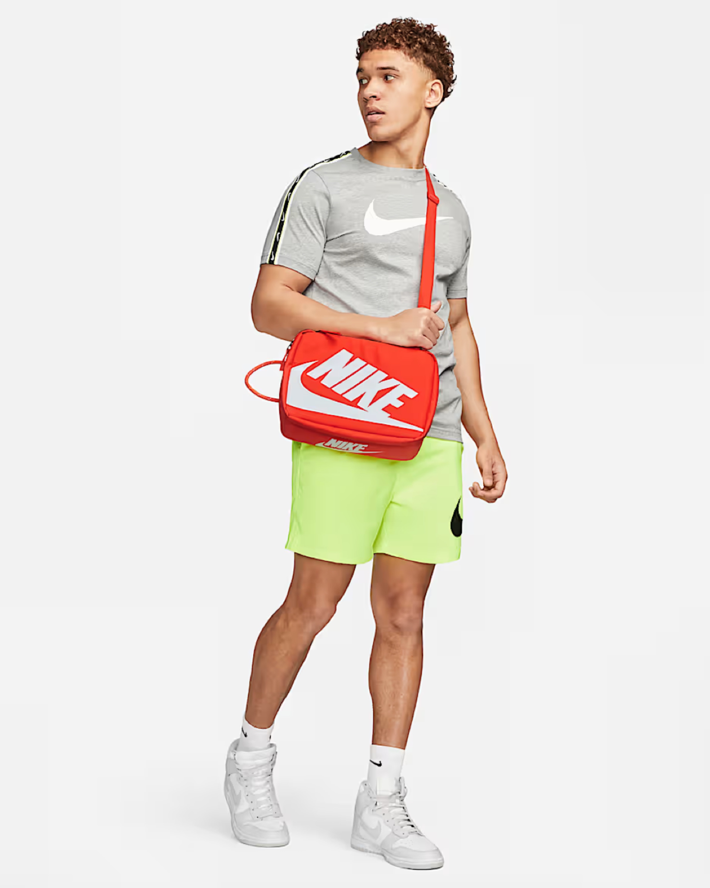 กระเป๋า Nike ShoeBox Bag 8L ‘ORANGE’