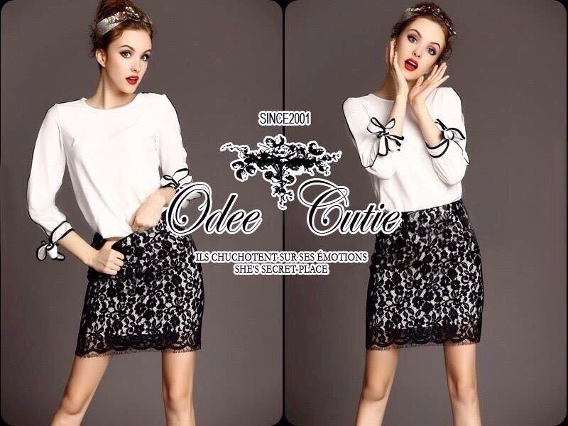 ชุดเซ็ทเสื้อกับกระโปรงลุคเรียบหรูแบรนด์เนม เป็นทางการ งานผ้าสวย เสื้อเนื้อผ้าชิฟฟ่อน ตกแต่งตัดเส้นด้วยสีดำตัดกับสีขาวของเสื้อสีขาวเรียบๆ