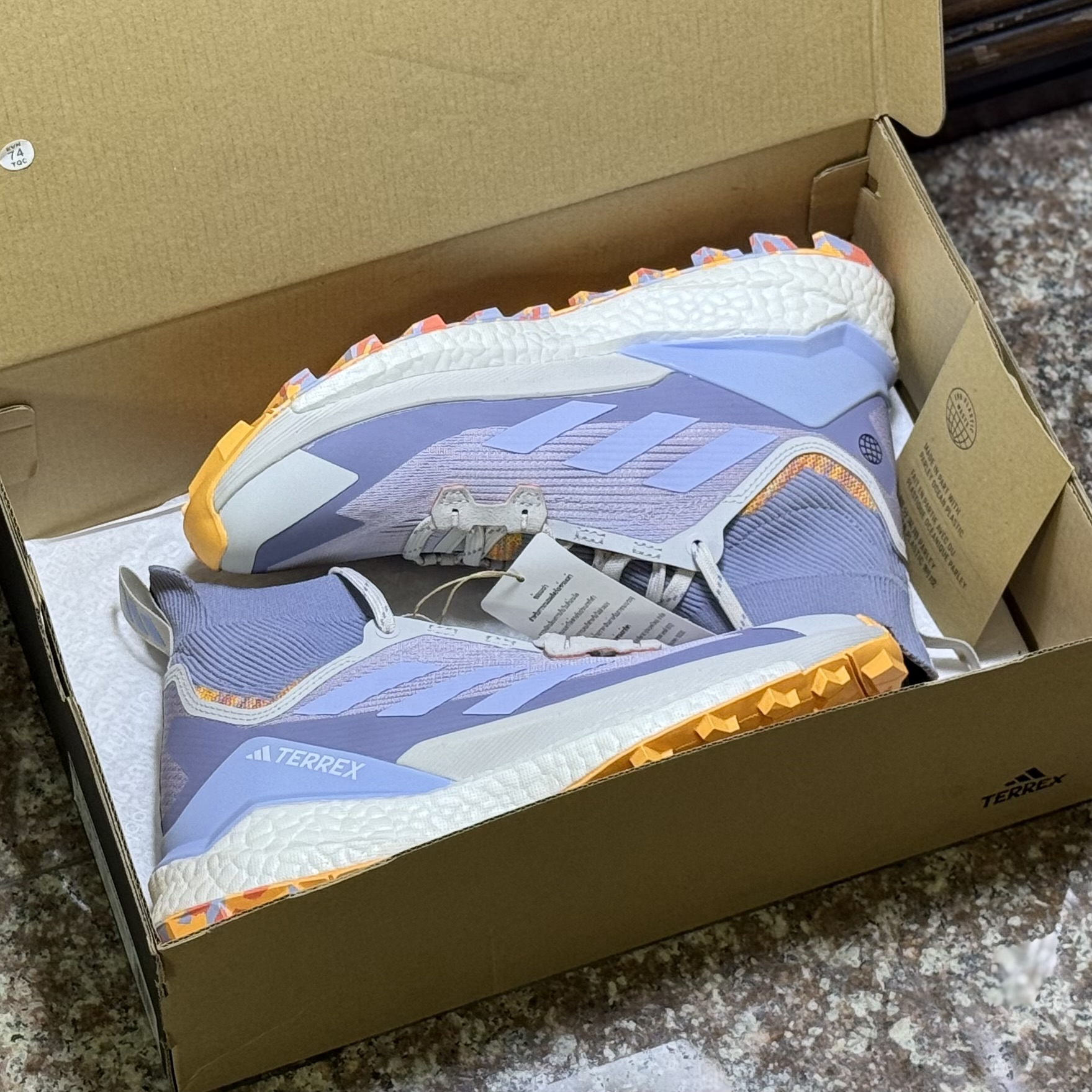 รองเท้าเดินป่า Adidas Terrex Free Hiker 2 Women ‘DAWN’ (W7.5US)