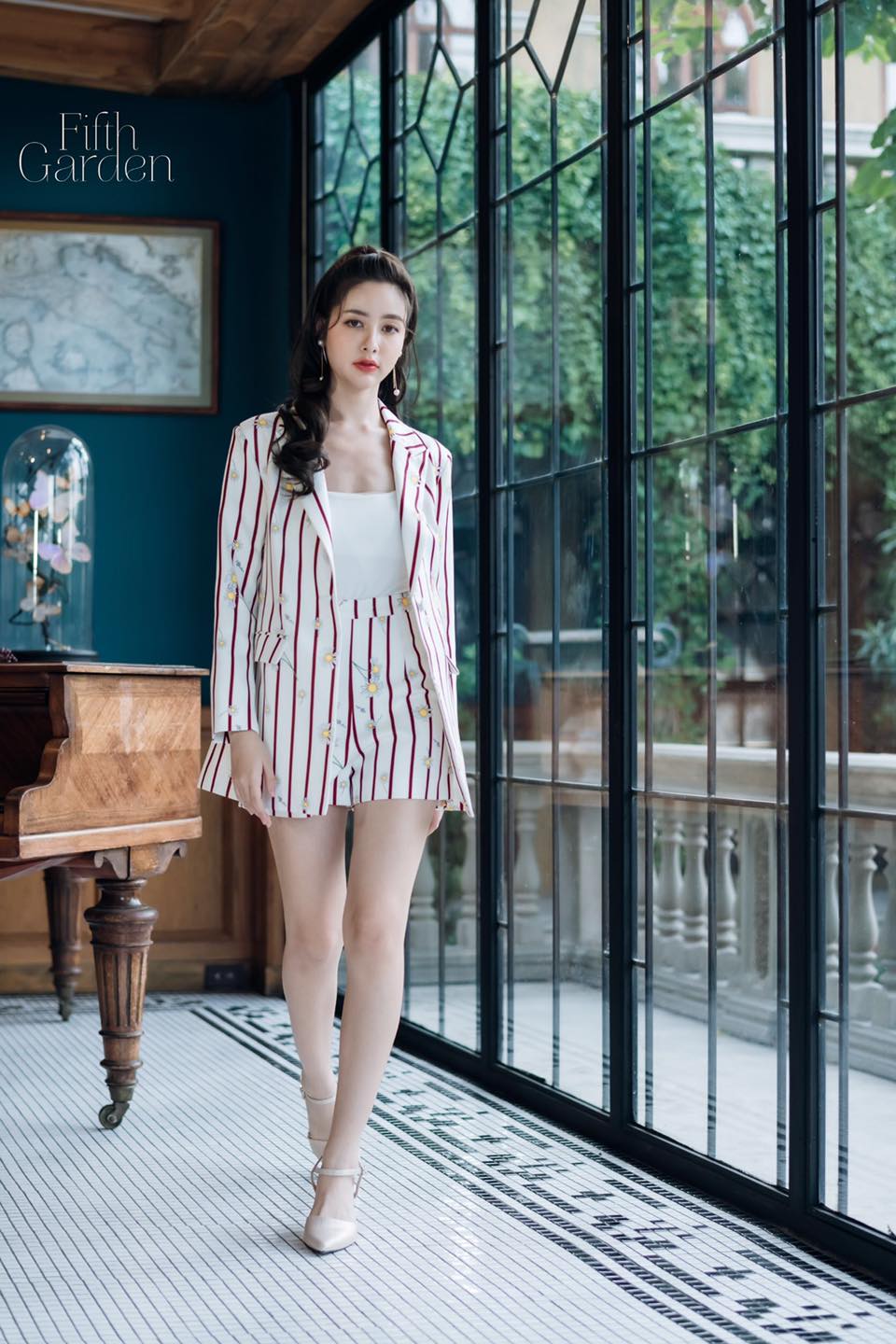 เซ็ตสูทขาสั้นลายพิมพ์สุดเกร๋ ทรงสวยมว๊ากก กับเนื้อผ้าสุดพรีเมี่ยมในราคาเบา ๆ เหมือนเช่นเคย บอกเลยค่ะว่าห้ามพลาด!