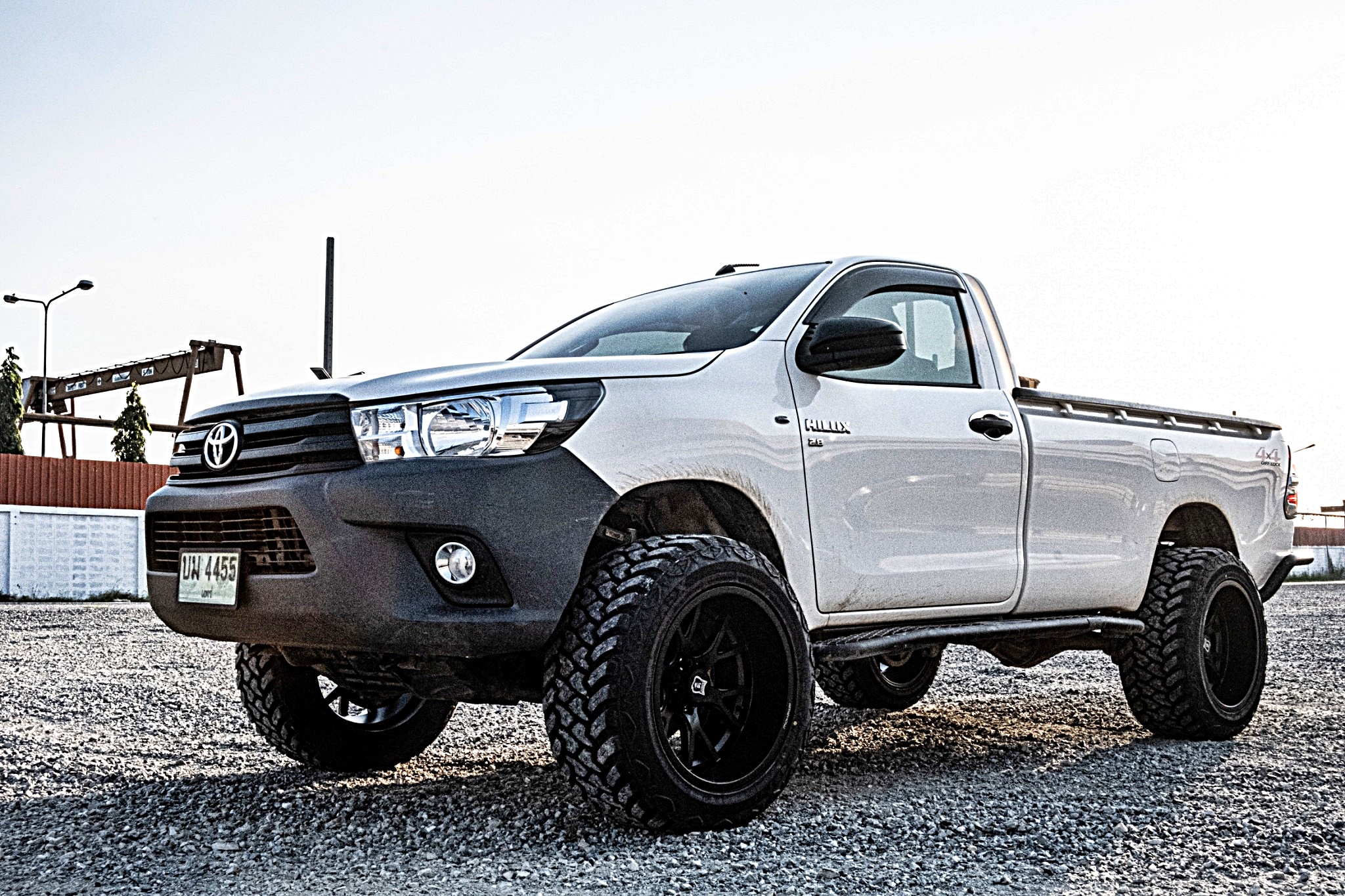 REVO หัวเดียว จองคิวจากแพร่ ทำทรงเมกาที่ STEP9