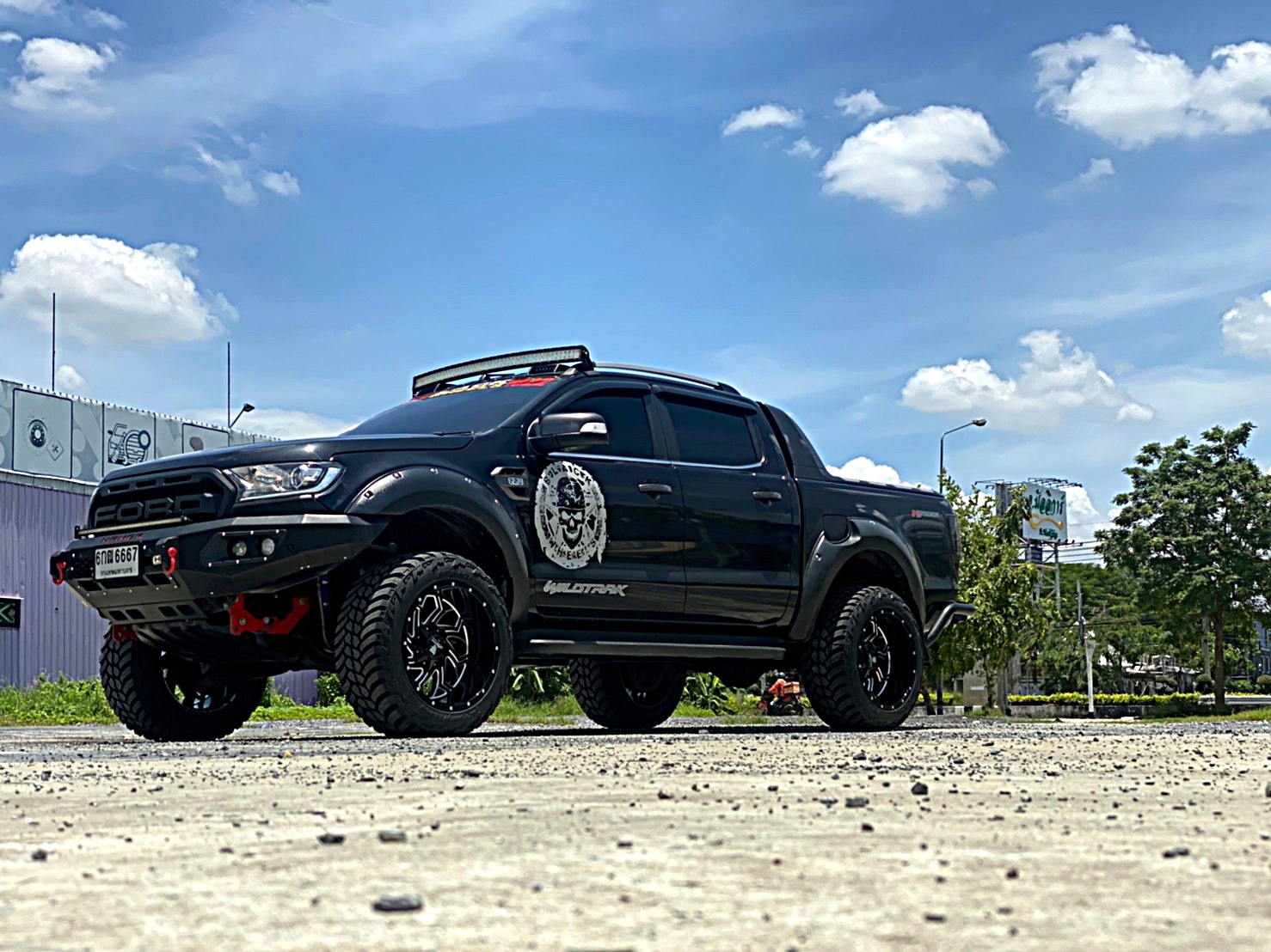 FORD WILDTRACK ทรงเมกา