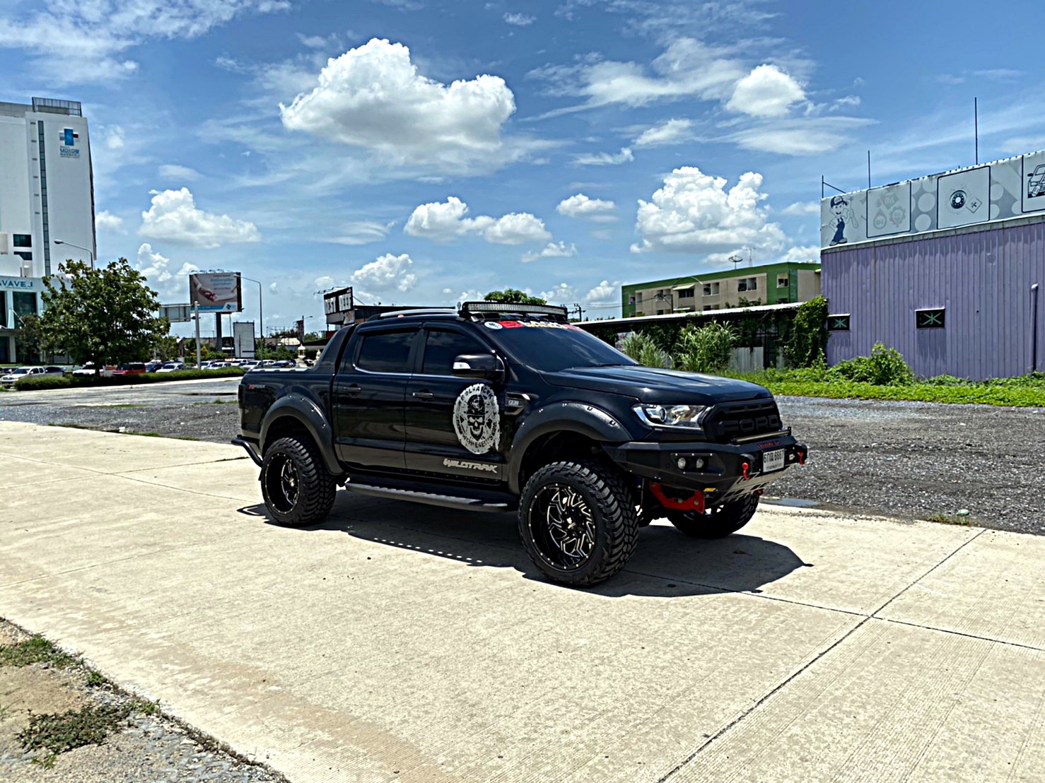 FORD WILDTRACK ทรงเมกา