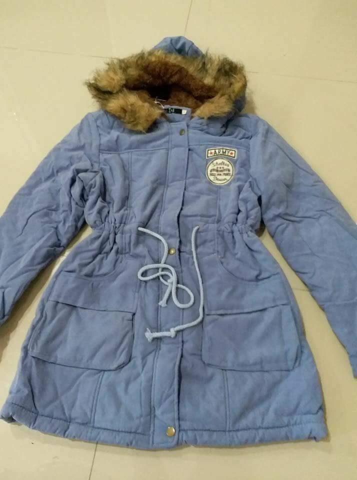 เสื้อกันหนาวมีฮู๊ด