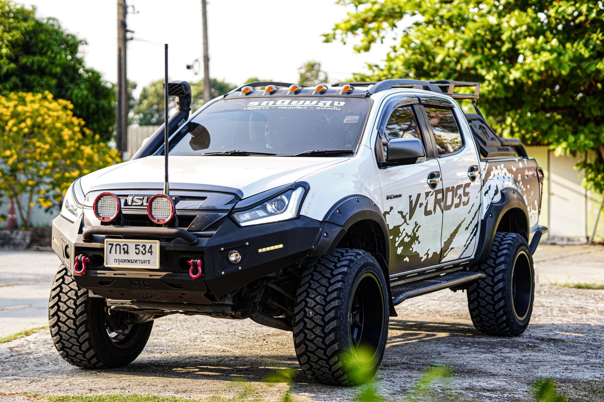 👍ISUZU V-CROSS 👍ชุดโปร ล้อ+ยาง จ่ายแค่ 45900 ปกติ 69000