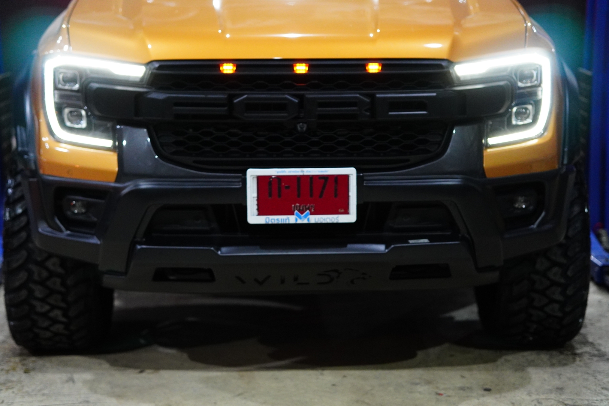 FORD RANGER NEXTGEN จองคิวมาจาก ชุมพร แต่งทรงเมกาที่ STEP9