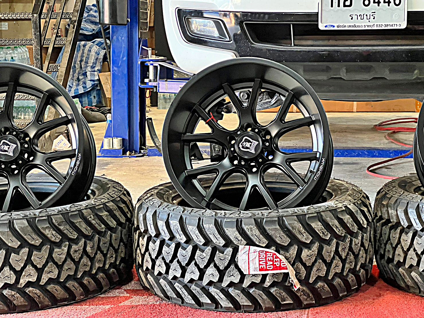 FORD EVEREST จองคิวมาจาก ราชบุรี แต่งแนวเมกาที่ STEP9