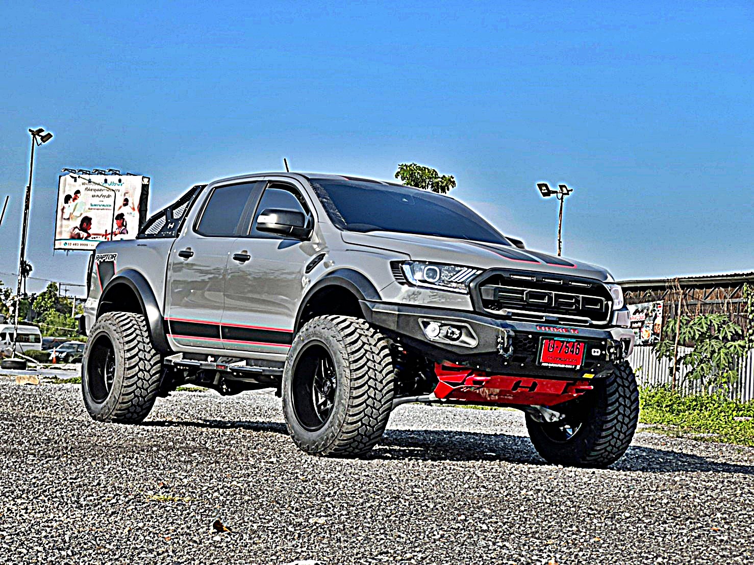FORD RAPTOR ชุดแต่งรอบคันที่ STEP9