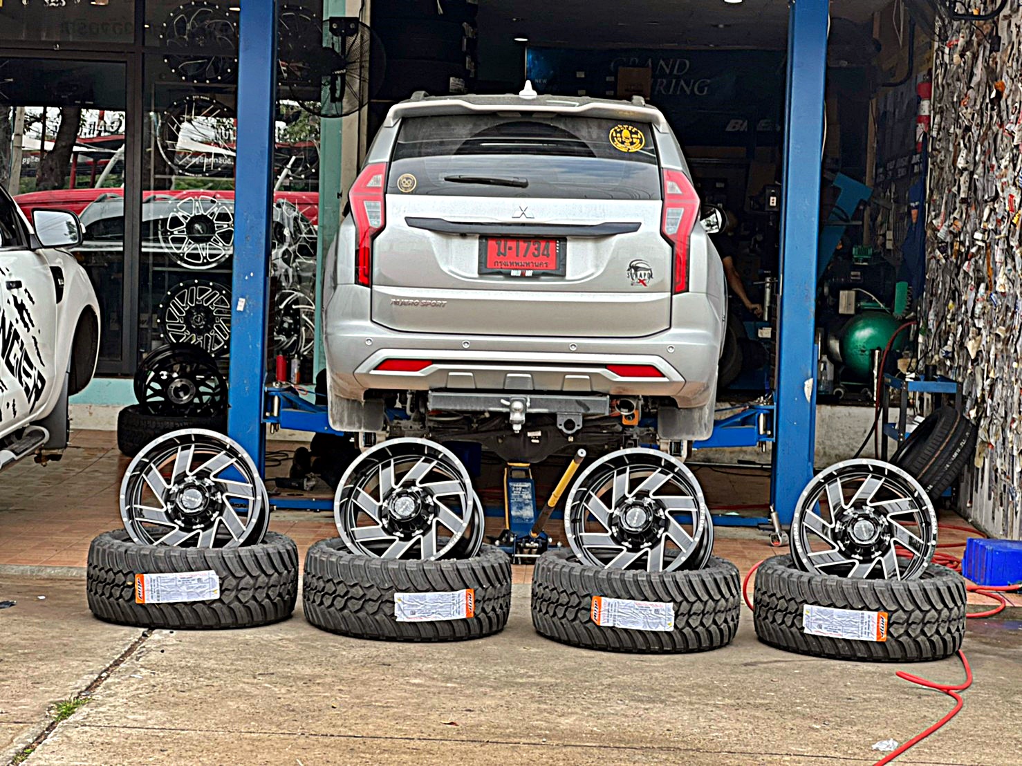 PAJERO ทรงเมกา ของพี่ปู_มลิกา_นักวอลเล่ย์_ทีมชาติไทย