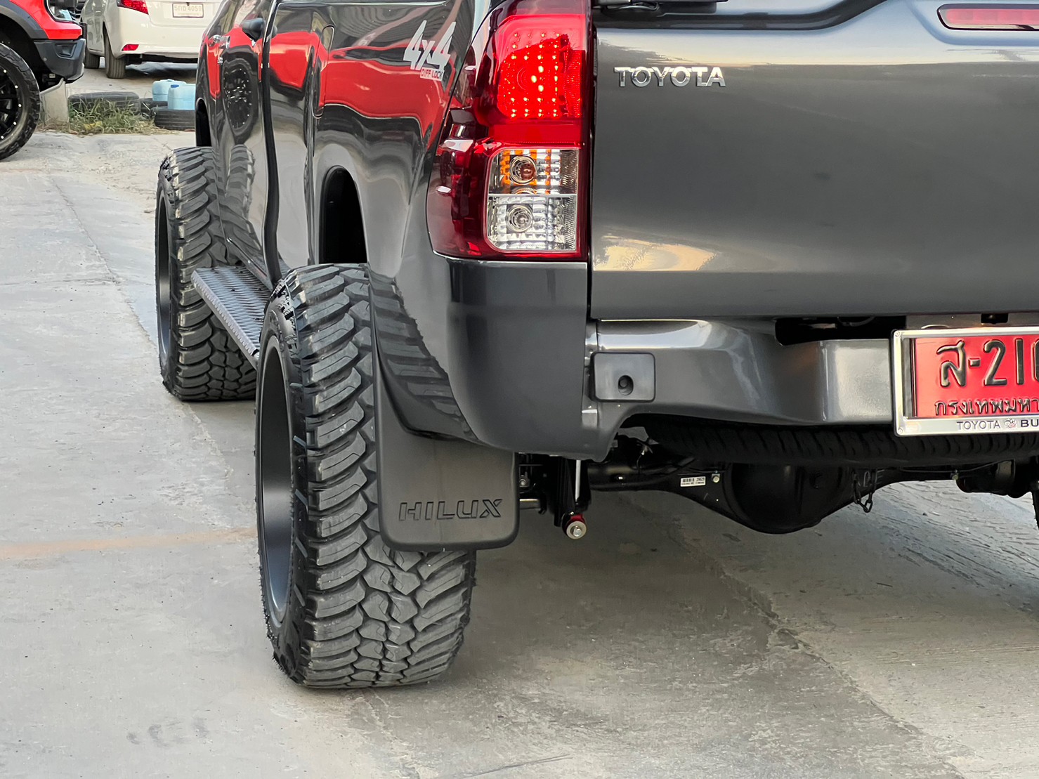 TOYOTA REVO หัวเดียว ทรงเมกา ที่ STEP9