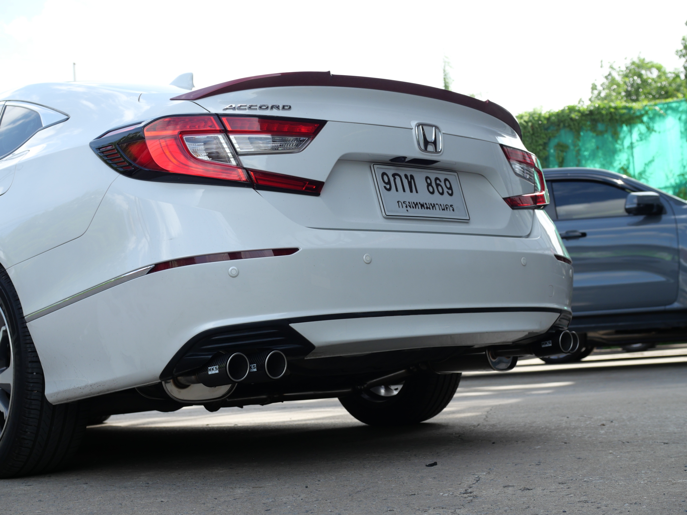 ท่อ HKS 31021-ZA018 Carbon TAIL (Dual)