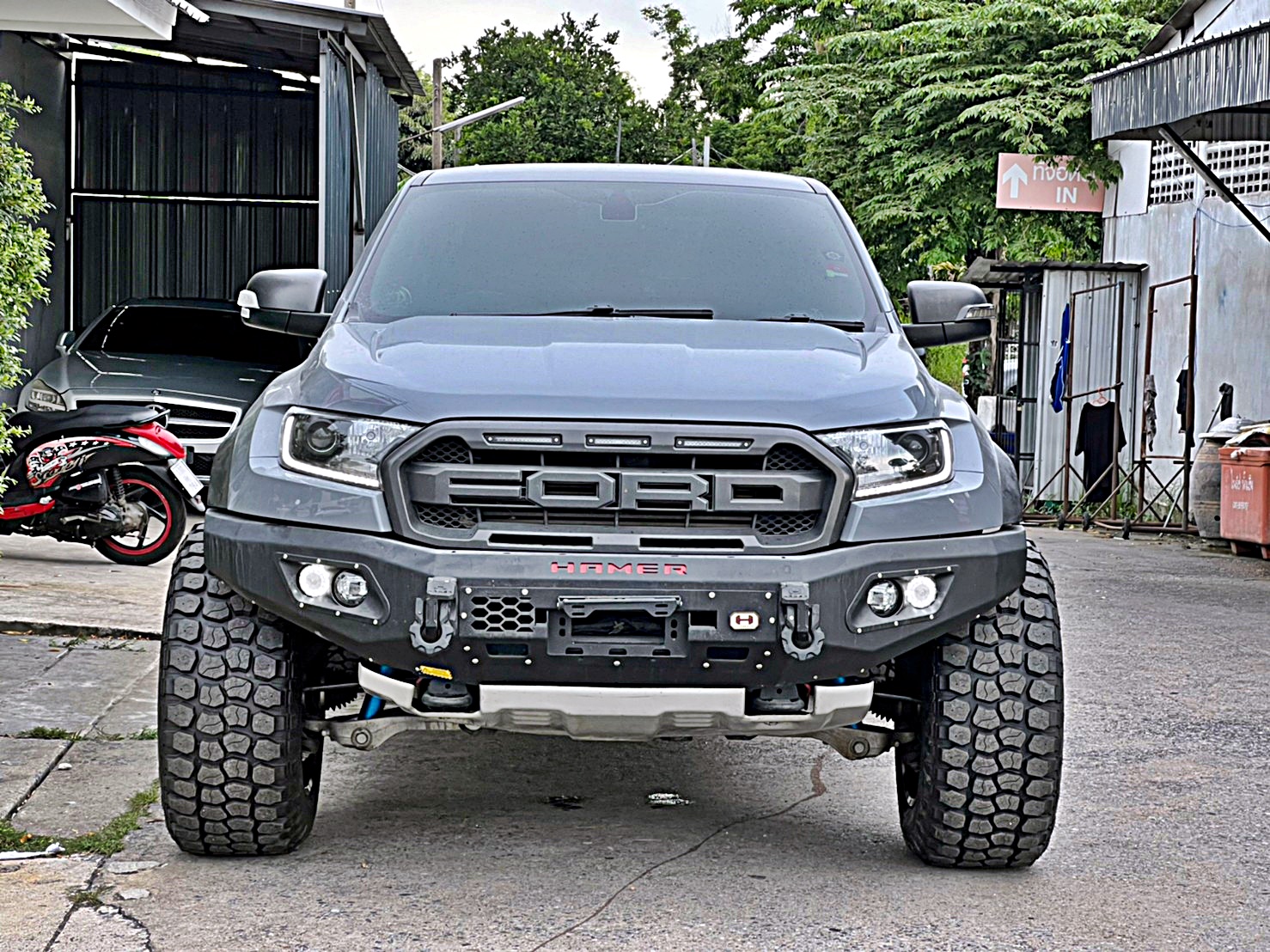 FORD_RAPTOR_ทรงเมกา ที่ STEP9