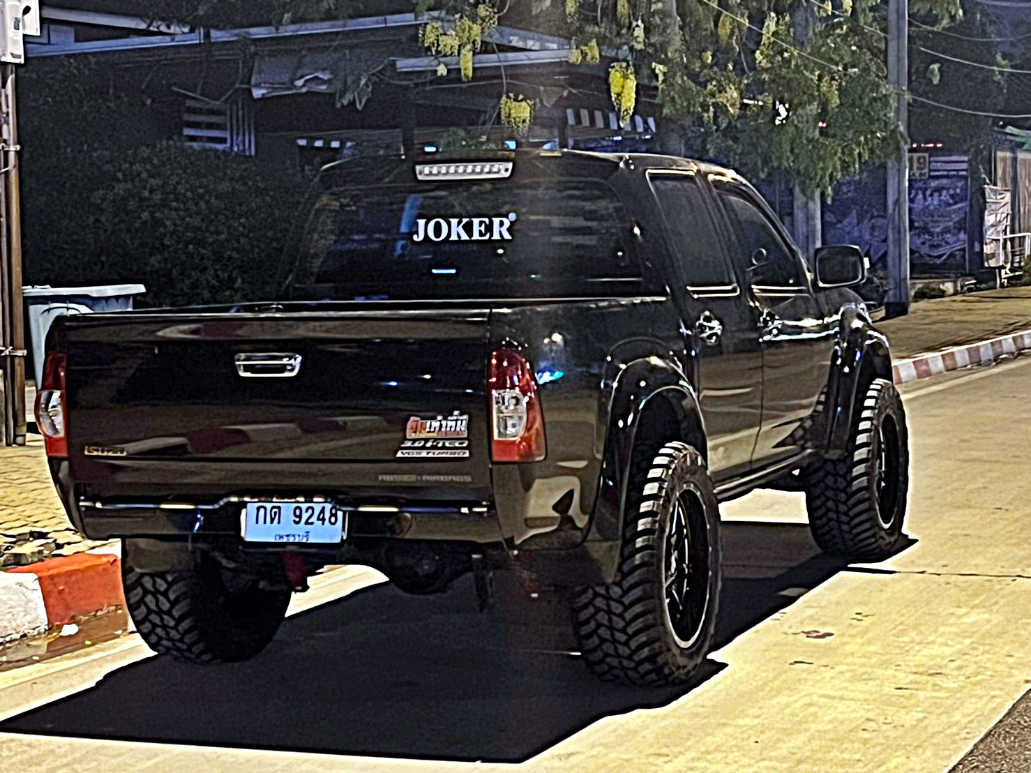 #D_MAX_ทรงเมกา_เพชรบุรี จากตัวเตี้ยรถซิ่งสู่ตัวสูงทรงเมกา