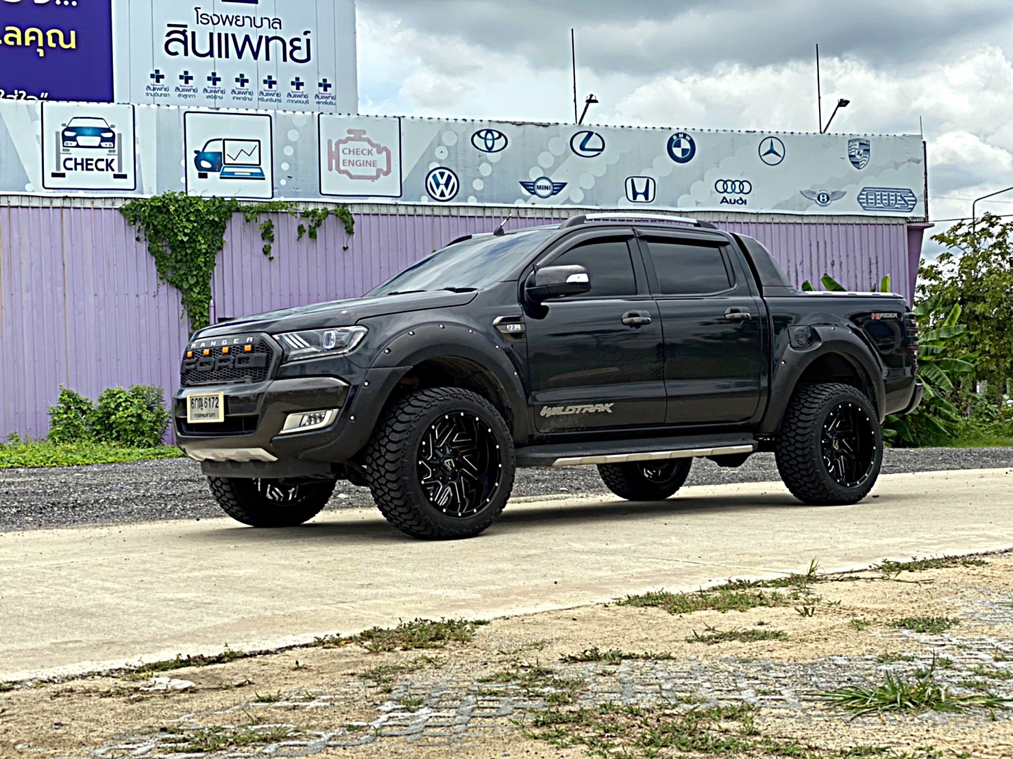 FORD WILDTRAK จัดทรงเมกาที่ STEP9