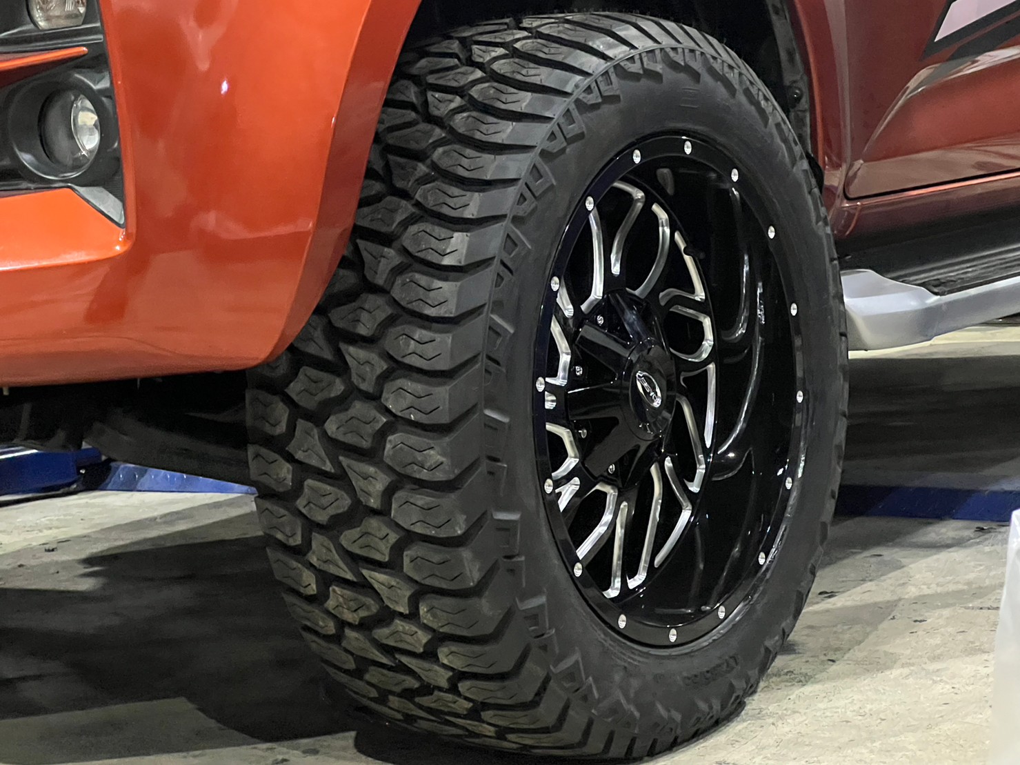 ISUZU D-MAX แต่งทรงเมกาที่ STEP9