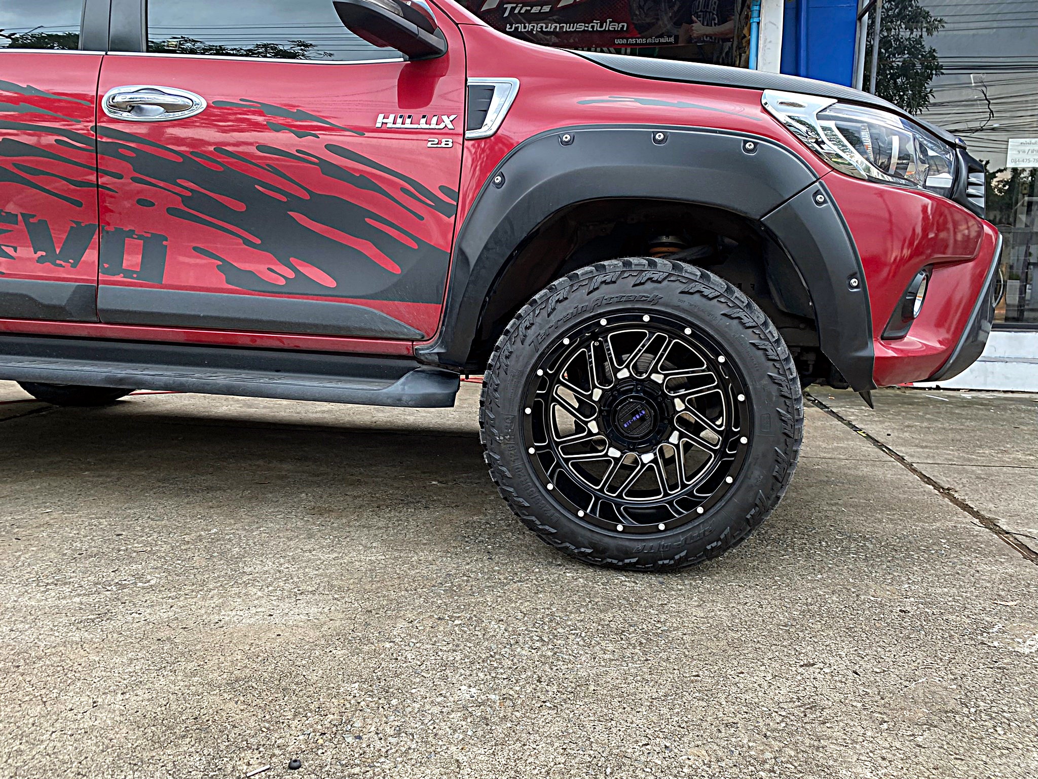 TOYOTA REVO ทรงเมกา ที่ STEP9