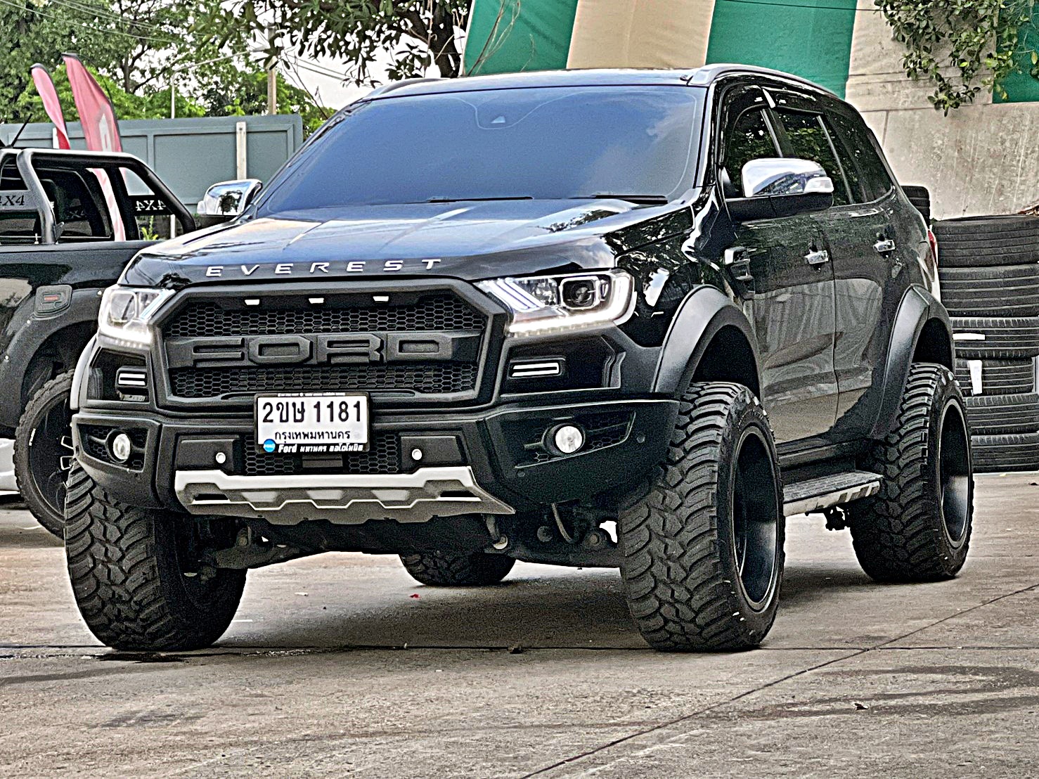 HOSTILE H120 ใส่ EVEREST แนวเมกา