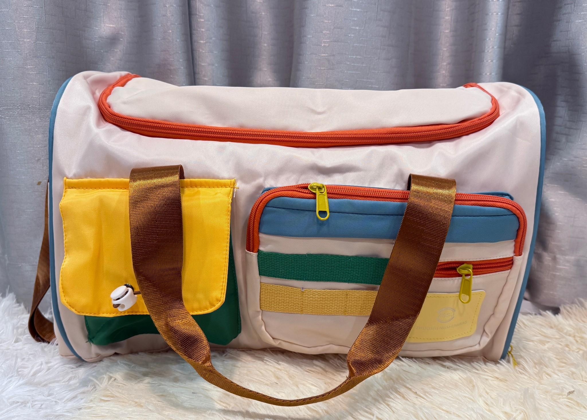 กระเป๋าเดินทางช่องเยอะ