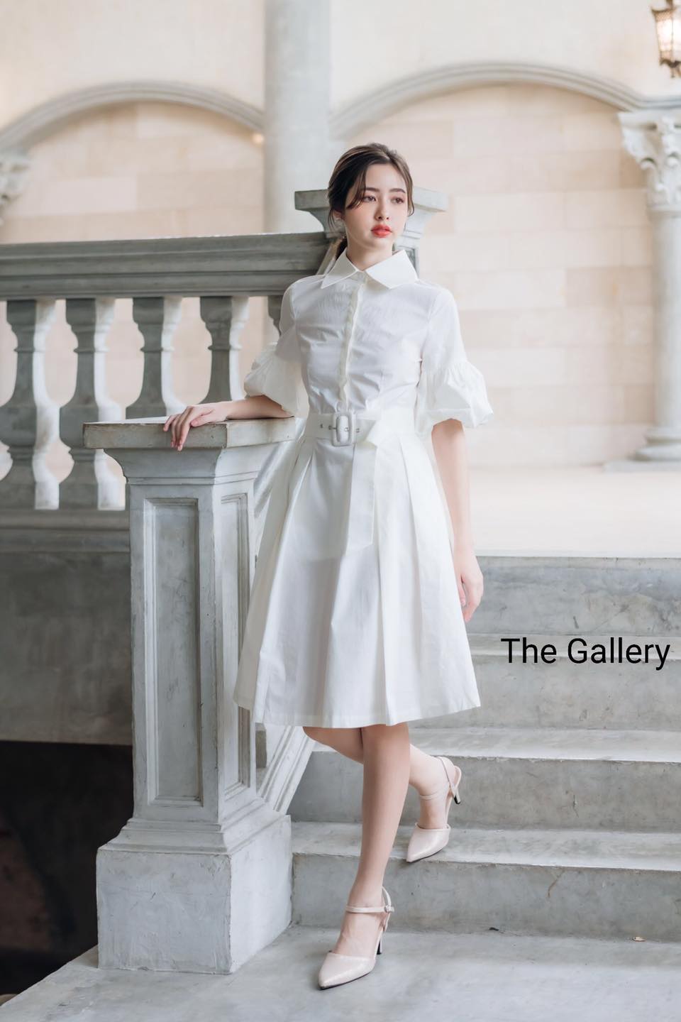 เดรสเชิ้ตสุดเก๋ ใส่ง่ายใส่สบาย จะใส่ทำงาน เดินเล่นช้อปปิ้ง หรือวันพักผ่อนได้หมด ถ้าใครอยากได้ลุคสุดชิลล์แต่ไม่ทิ้งลายสาวสายแฟ ขอบอกเลยชุดนี้ห้ามพลาด.
