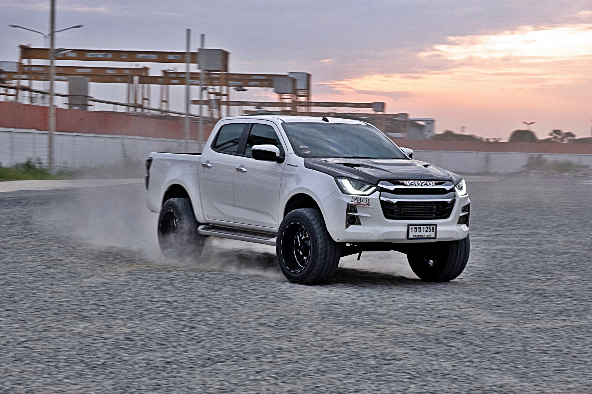 #จากตัวเตี้ยรถซิ่งสู่ตัวสูงทรงเมกา ที่ step9