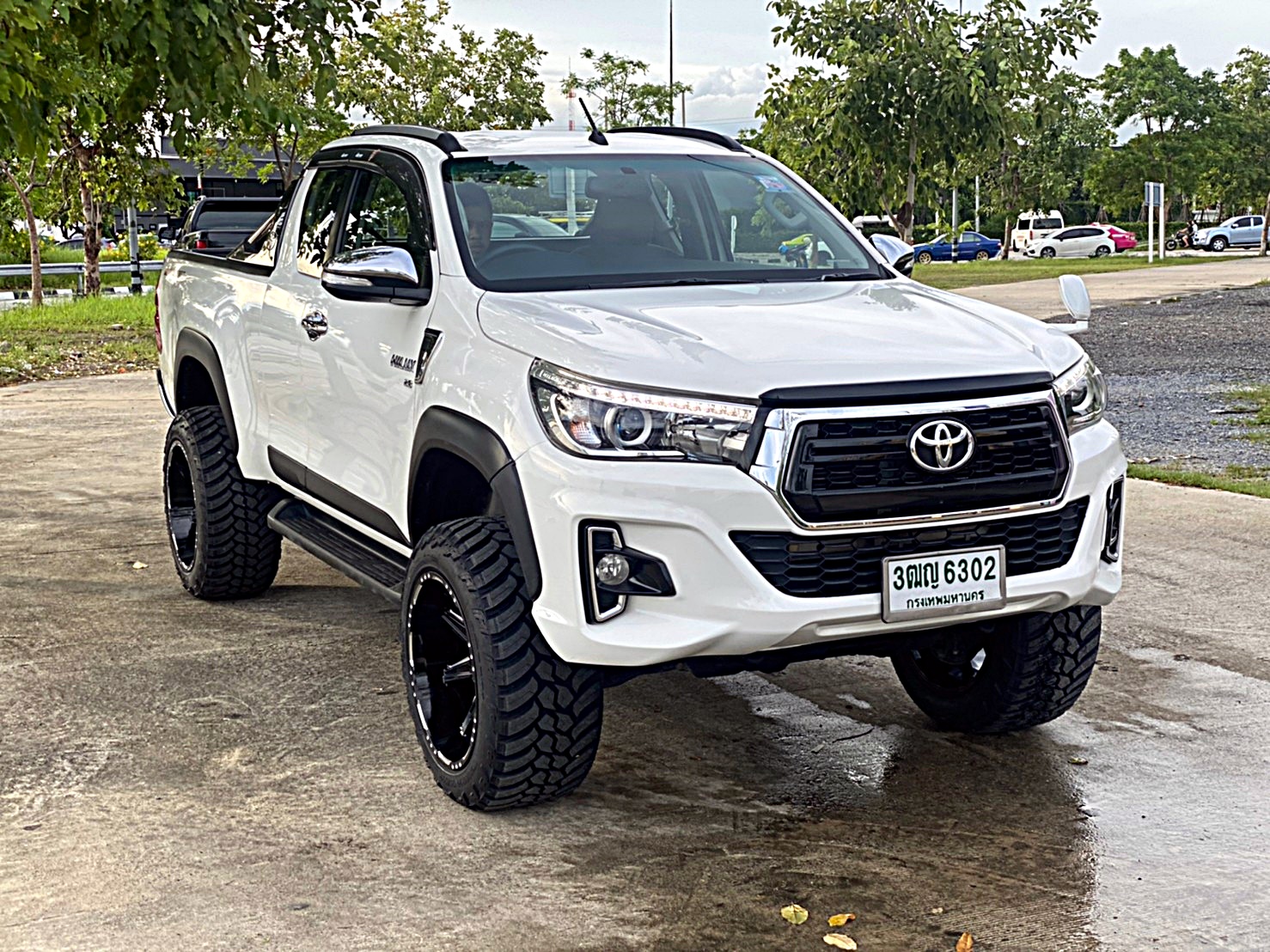 TOYOTA REVO จัดทรงเมกาที่ STEP9
