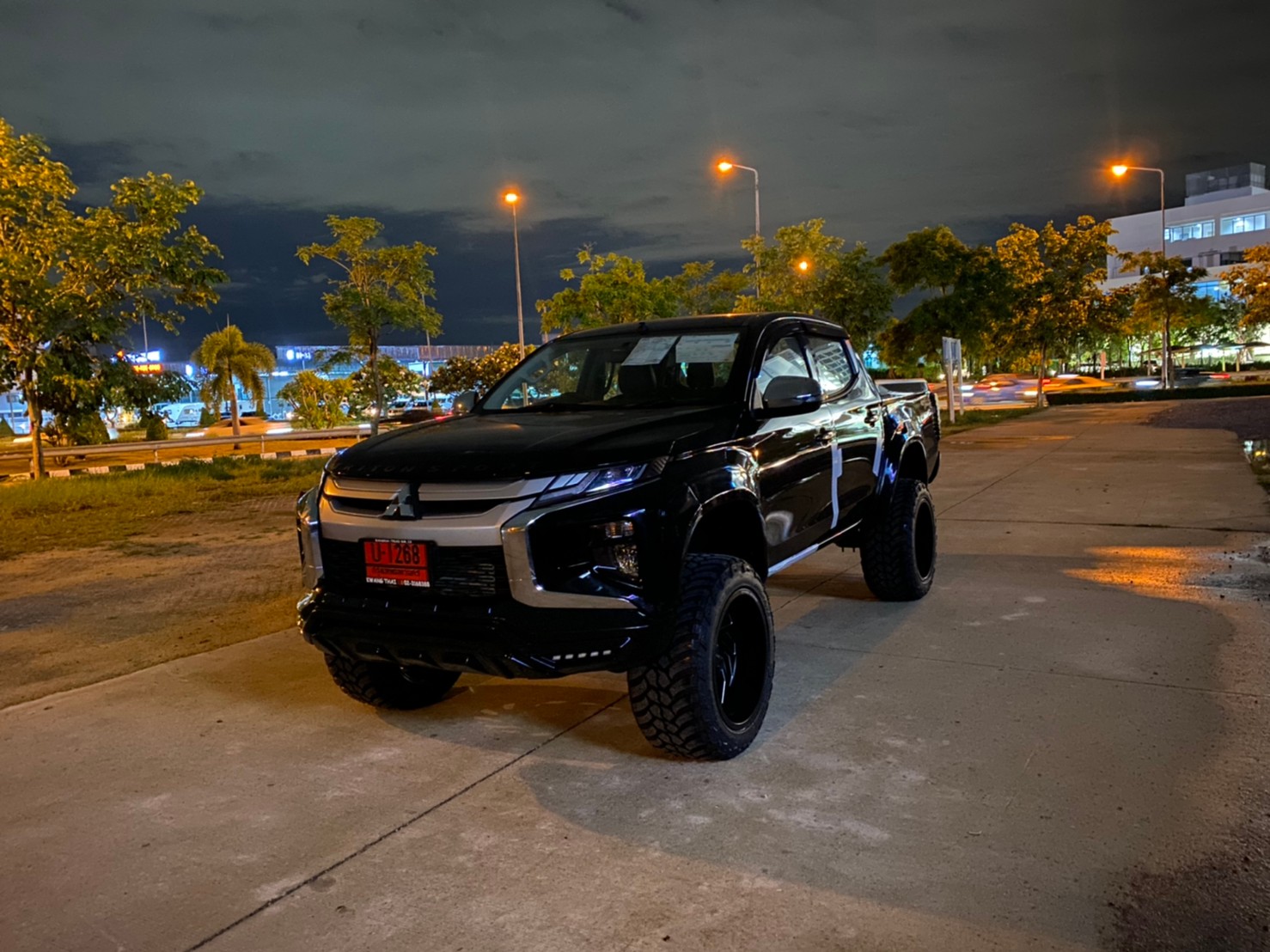 TRITON 4X4 จัดทรงเมกา