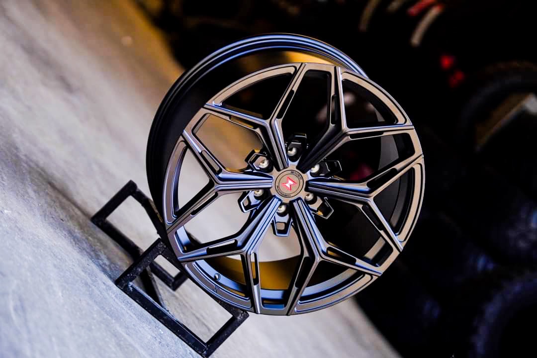 ล้อแท้ ENZO FORGED EZ01 ขอบ22 ที่ STEP9