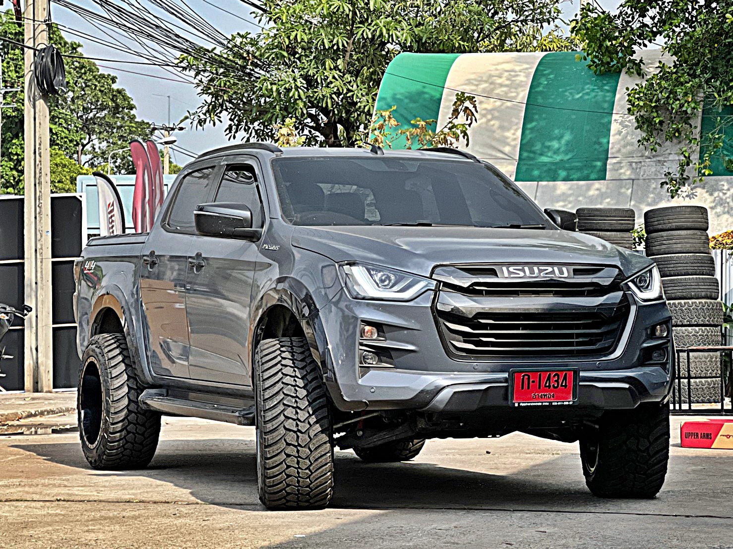 D-MAX ทรงเมกา จากอุธยา