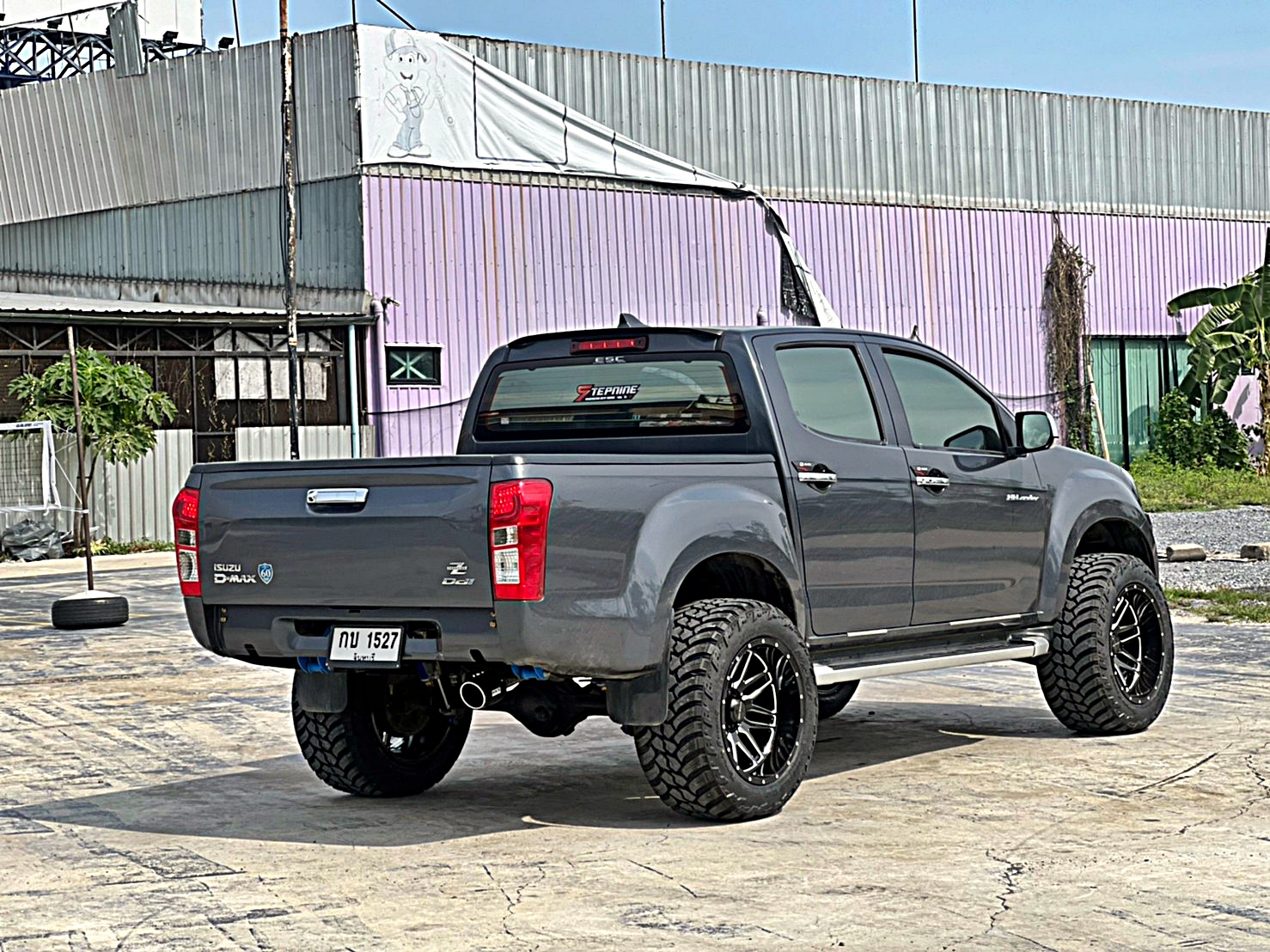 D_MAX_จองคิวมาจากจันทบุรี ทำทรงเมกาที่ STEP9