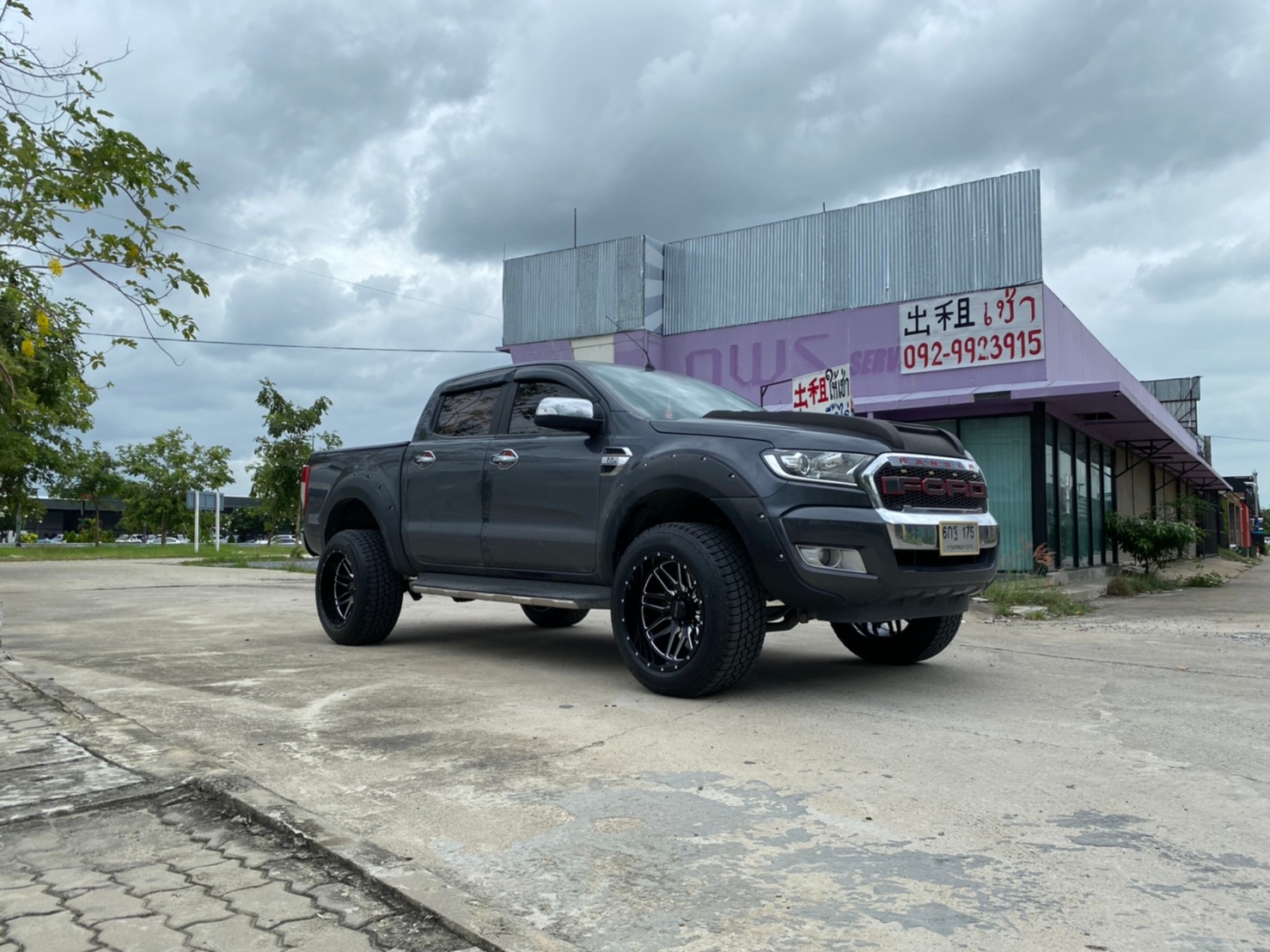 FORD ทรงเมกา ล้อเทพลึกสุดตาราง