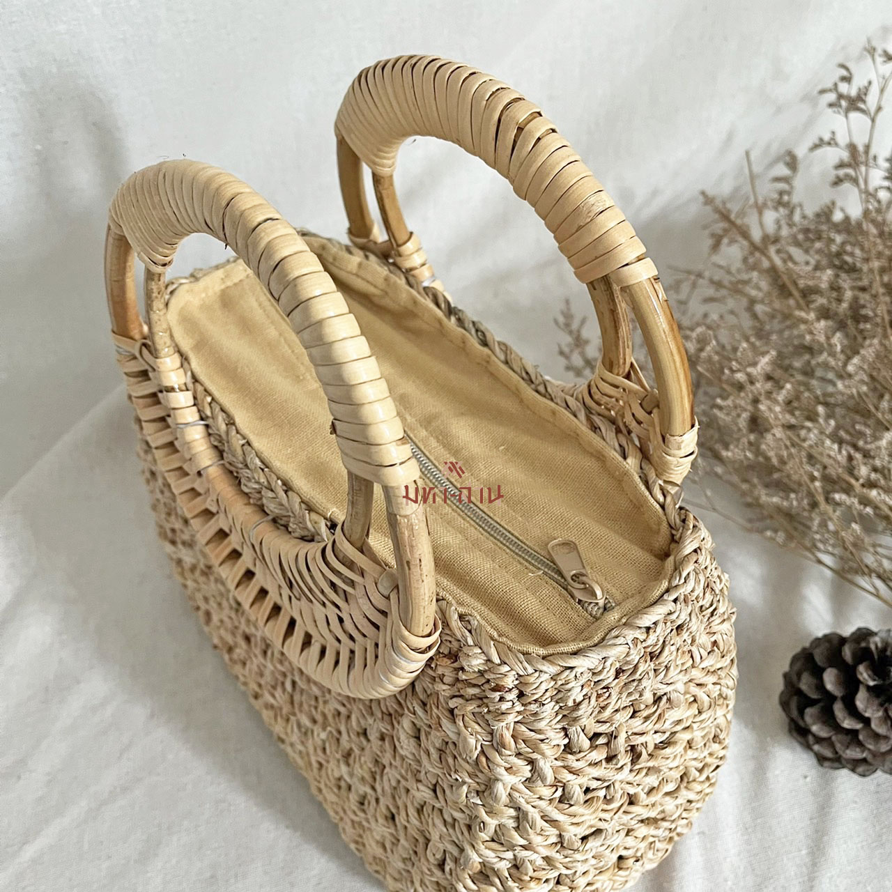 กระเป๋าถือ กระเป๋าสาน กระเป๋าผักตบชวา กระเป๋าผู้หญิง กระเป๋ามินิมอล 💐