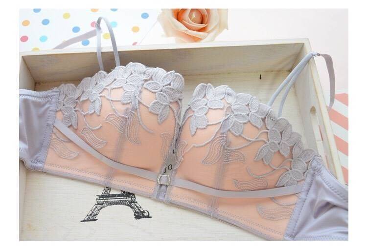 ชุดชั้นในเซ็กซี่ ไม่มีโครง