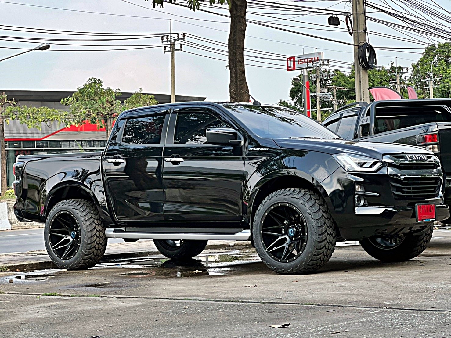D-MAX 1.9 จัดทรงเมกา อย่างเทพ ที่ STEP9