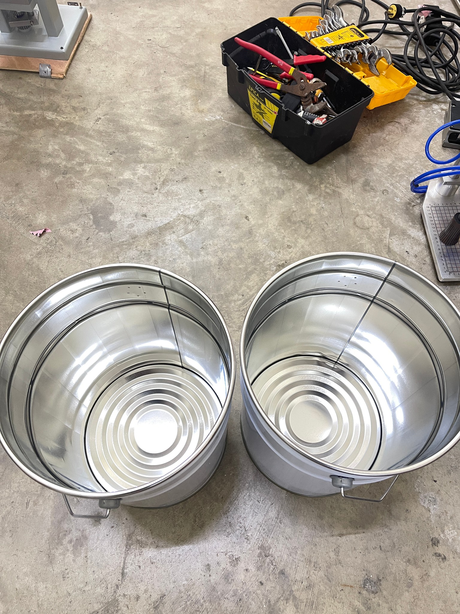 ถังเหล็ก ถังสี ถังกาว ถังเคมีเหล็ก 10L 18L 20L MKTY