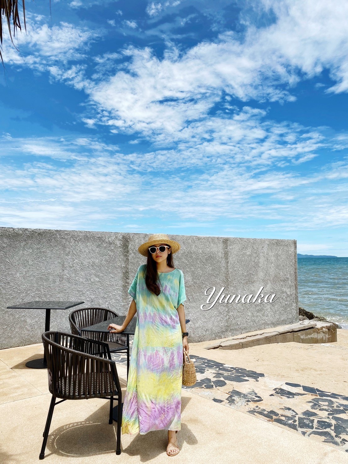 เดรสมัดย้อม