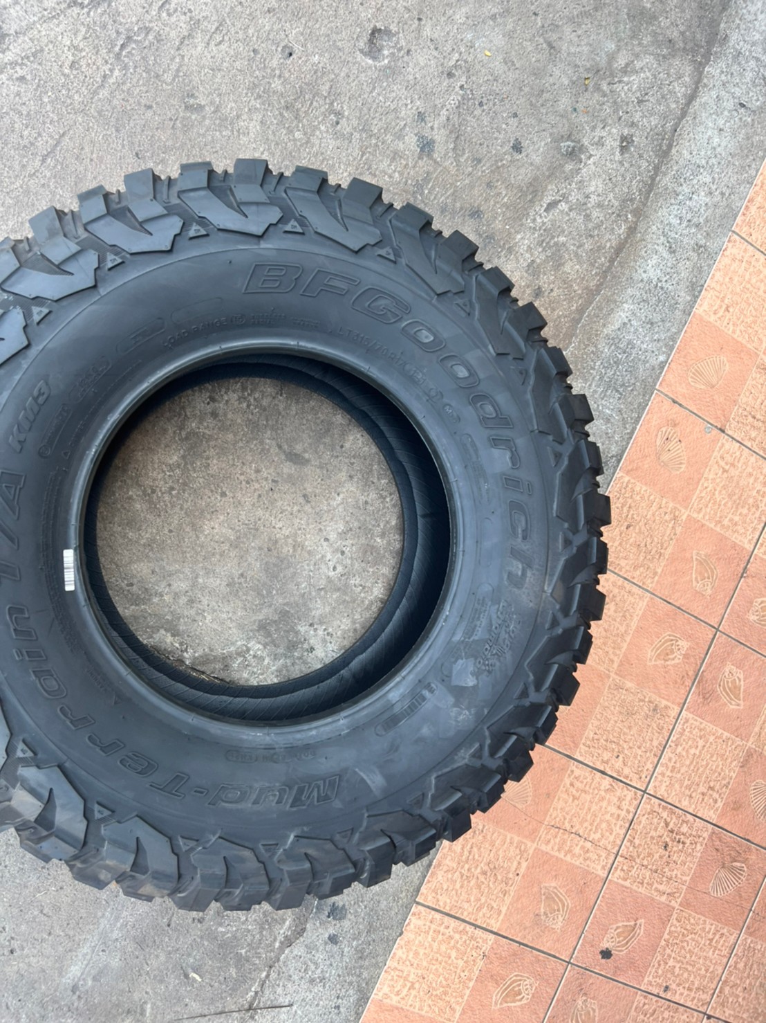 BF GOODRICH KM3 315/70-17 ราคาถูก ต้อง STEP9 เท่านั้น