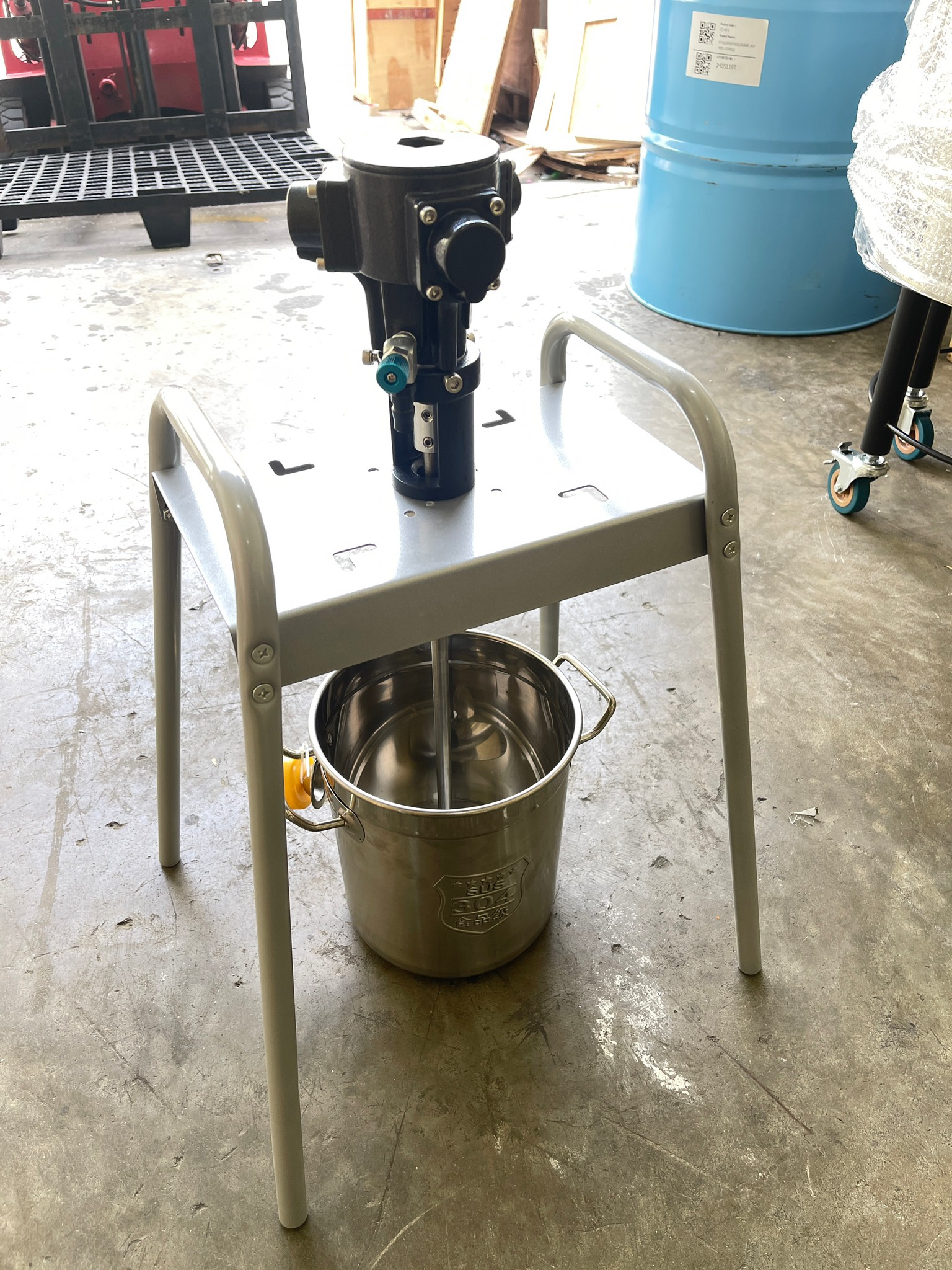 เครื่องปั่นผสม ต่อปั้มลม Pneumatic mixer seahui