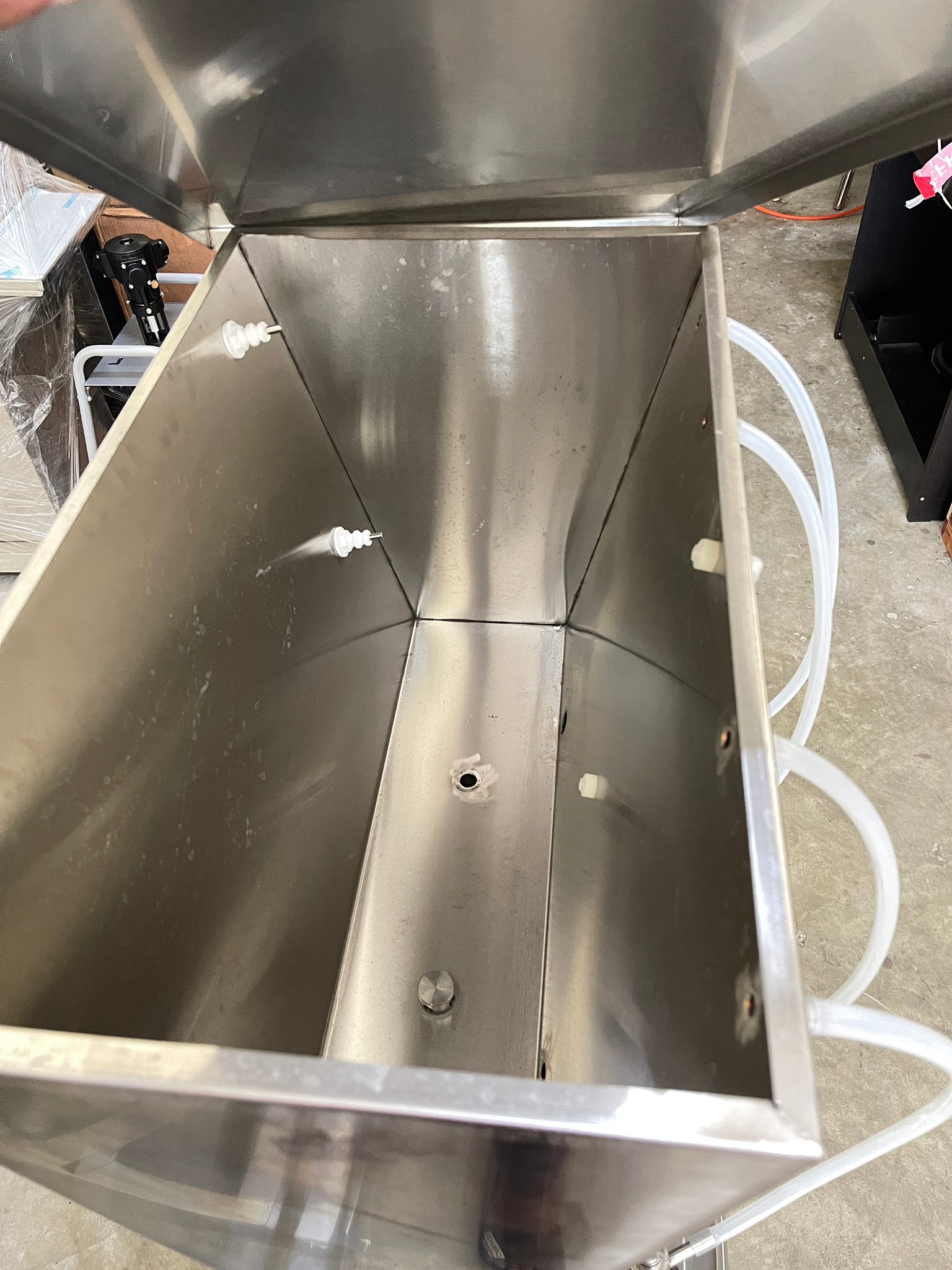 17173 เครื่องบรรจุเหล้า สุรา น้ำ/ซอส/น้ำส้มสายชู/น้ำมันสำหรับบริโภค HY0407