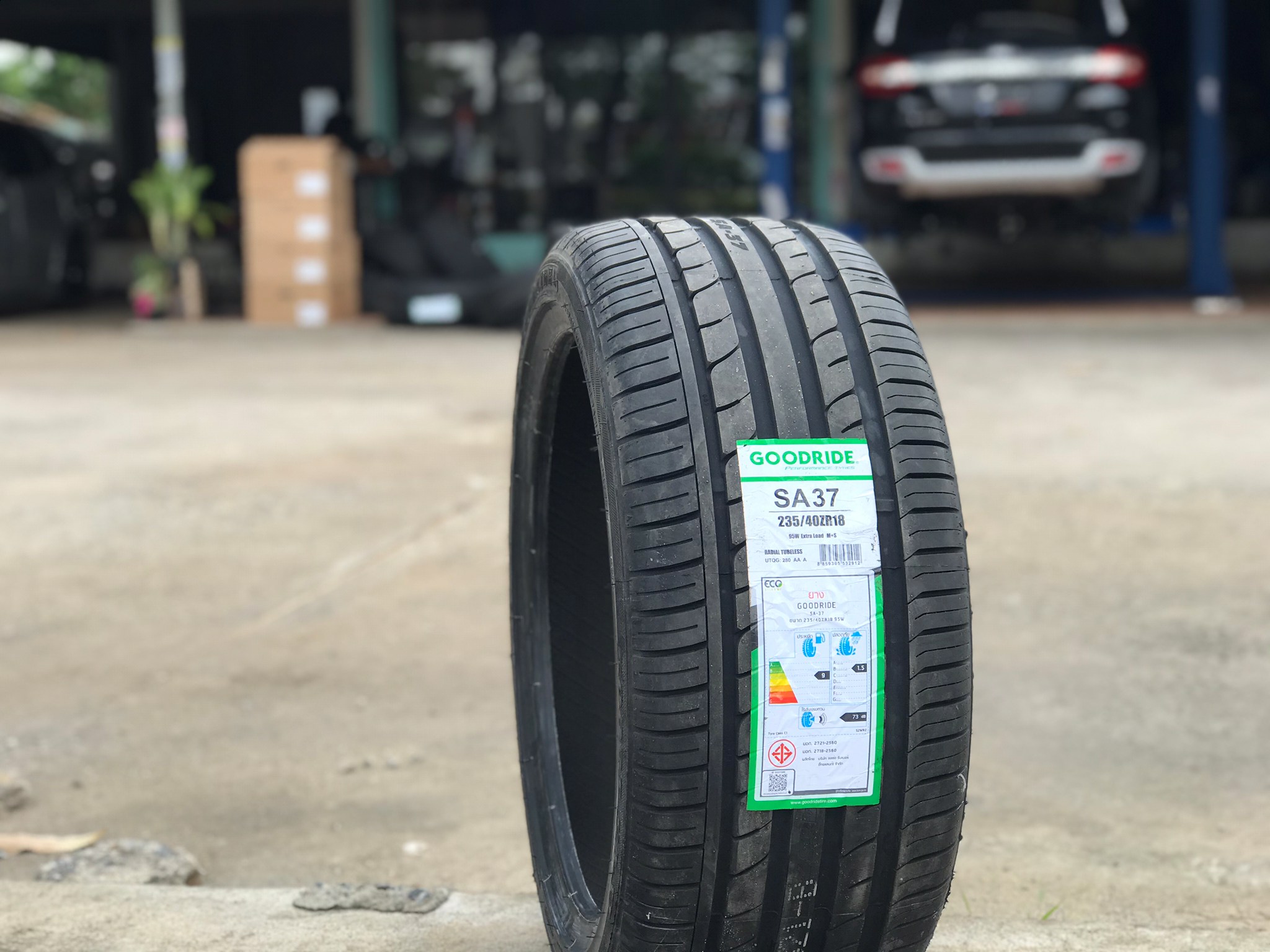 GOODRIDE SA37 235/40-18 ปี21