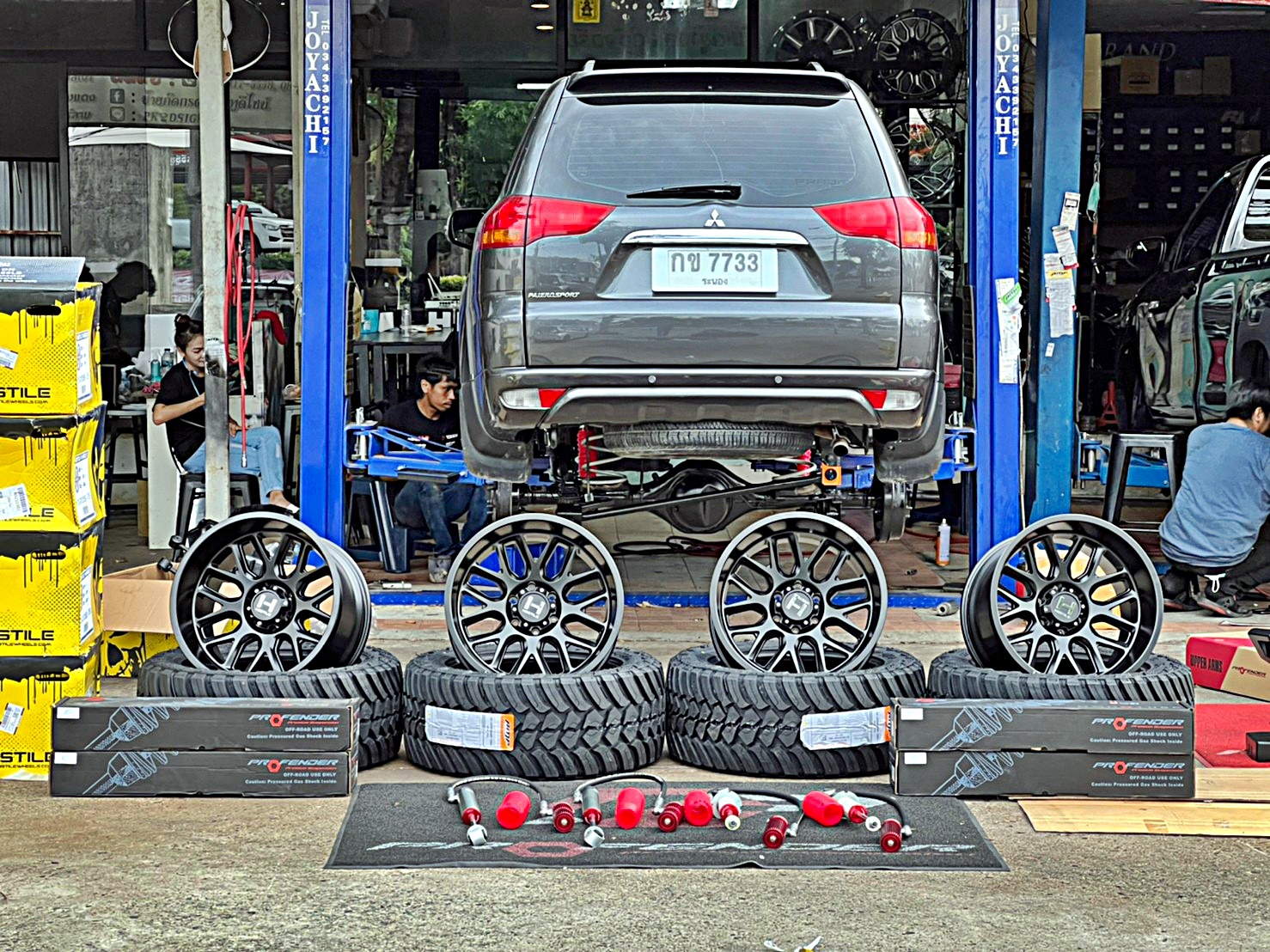 PAJERO_จองคิวจากระนอง ทำทรงเมกาที่ STEP9