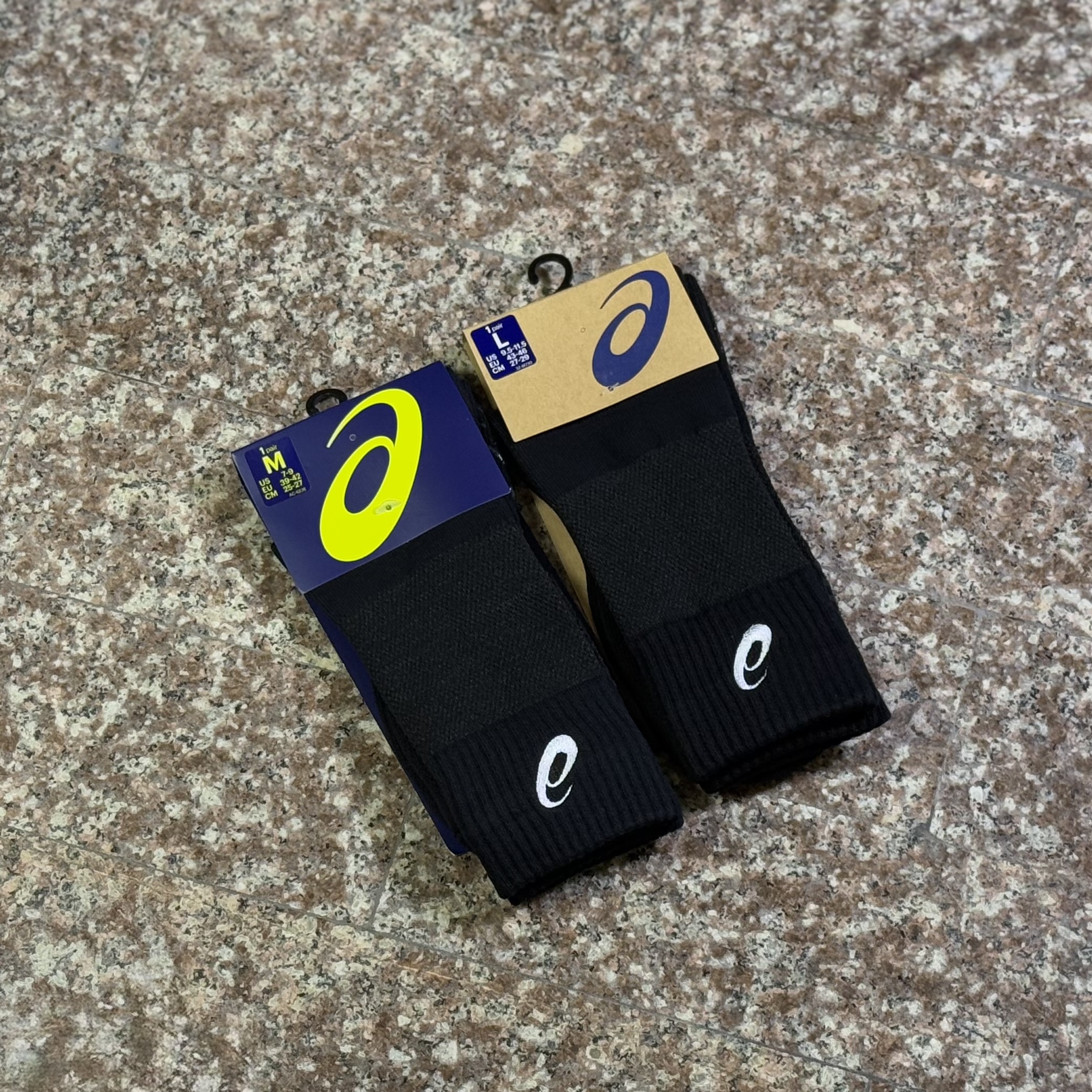 ถุงเท้า ASICS Court FF Crew Socks ‘BLACK’ (M,L)