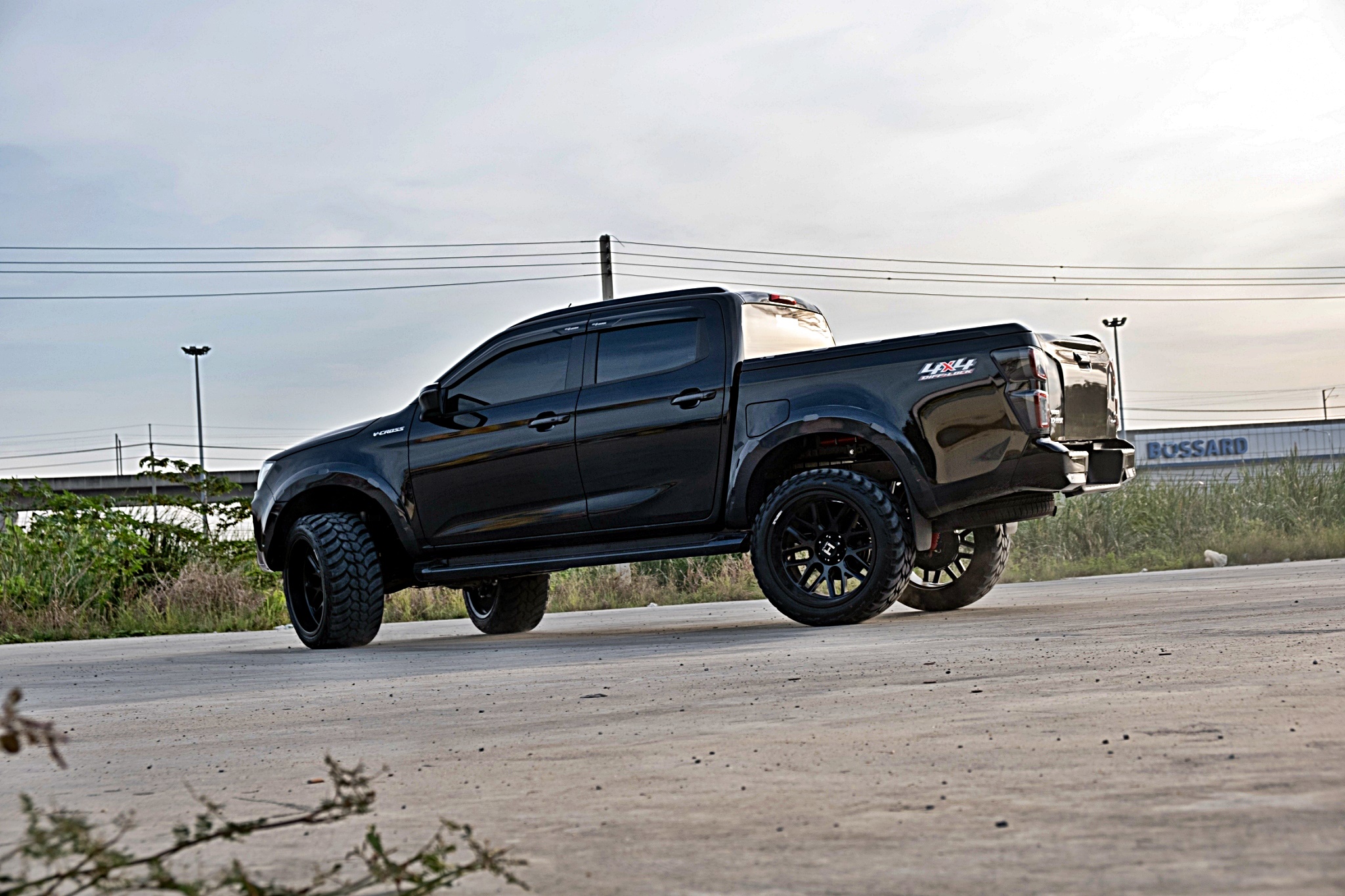 ล้อแท้ HOSTILE H120 ขอบ22 ใส่ D-MAX