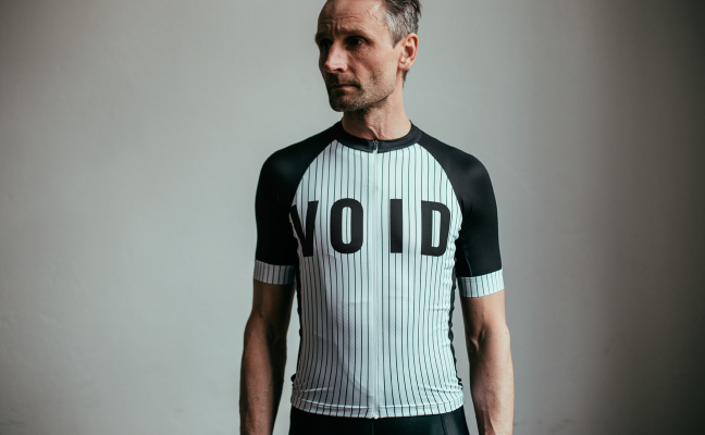 เสื้อจักรยานแขนสั้นทีม VOID 16 (02) สีขาวดำ